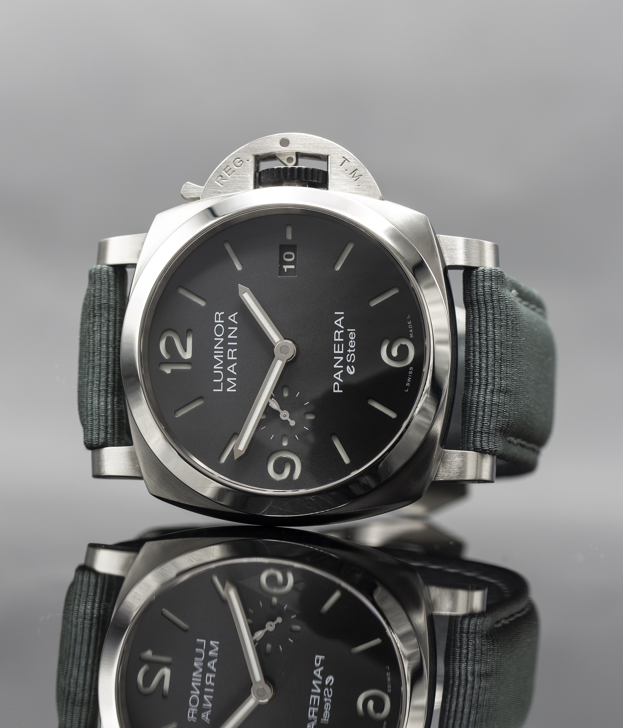 Panerai Luminor Marina ESteel PAM01358 Thumbnail 6
