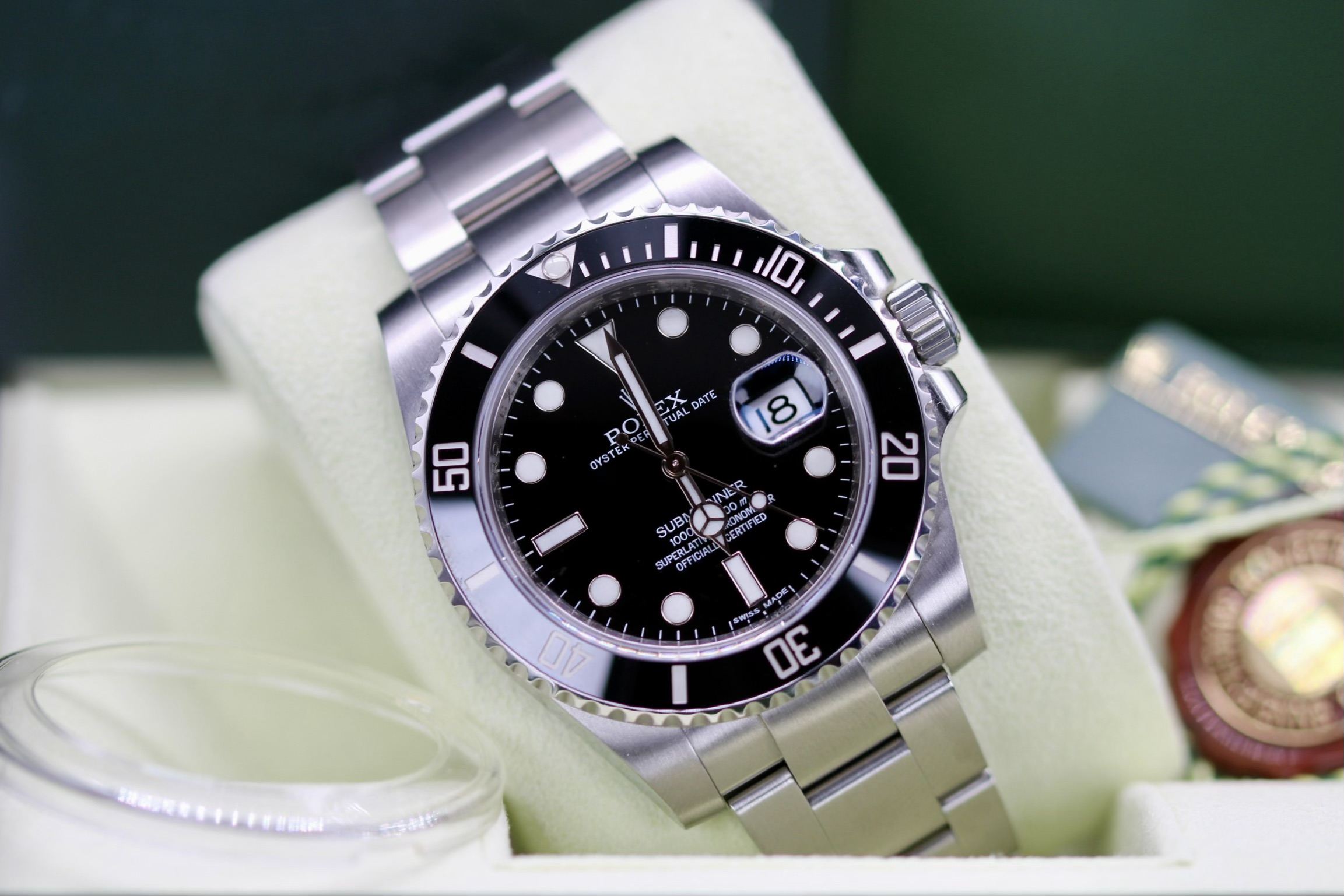 Rolex Submariner 116610 LN Thumbnail 6