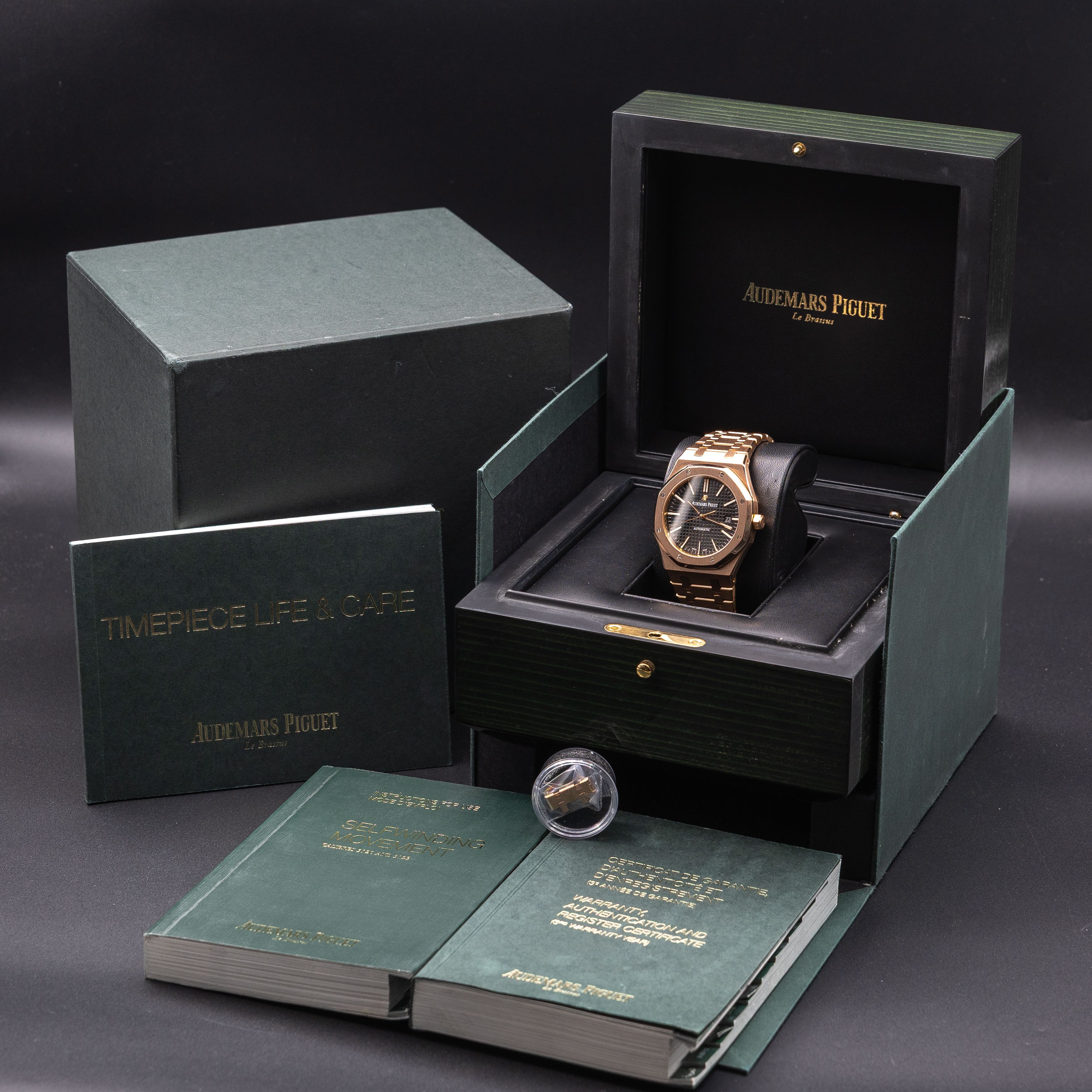 Audemars Piguet Royal Oak 15400OR.OO.1220OR.01 Thumbnail 5