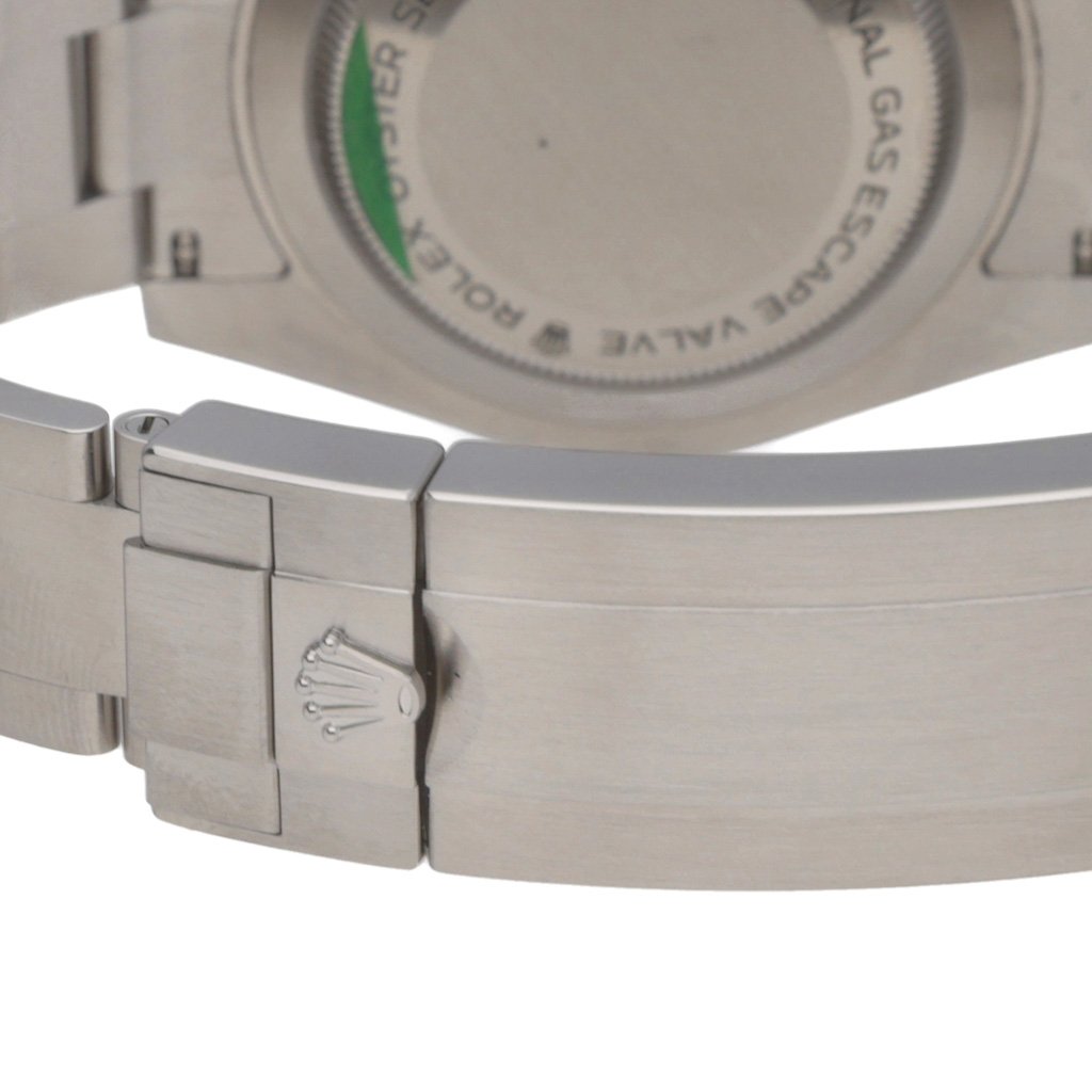 Rolex Sea-Dweller 4000 116600 Thumbnail 3