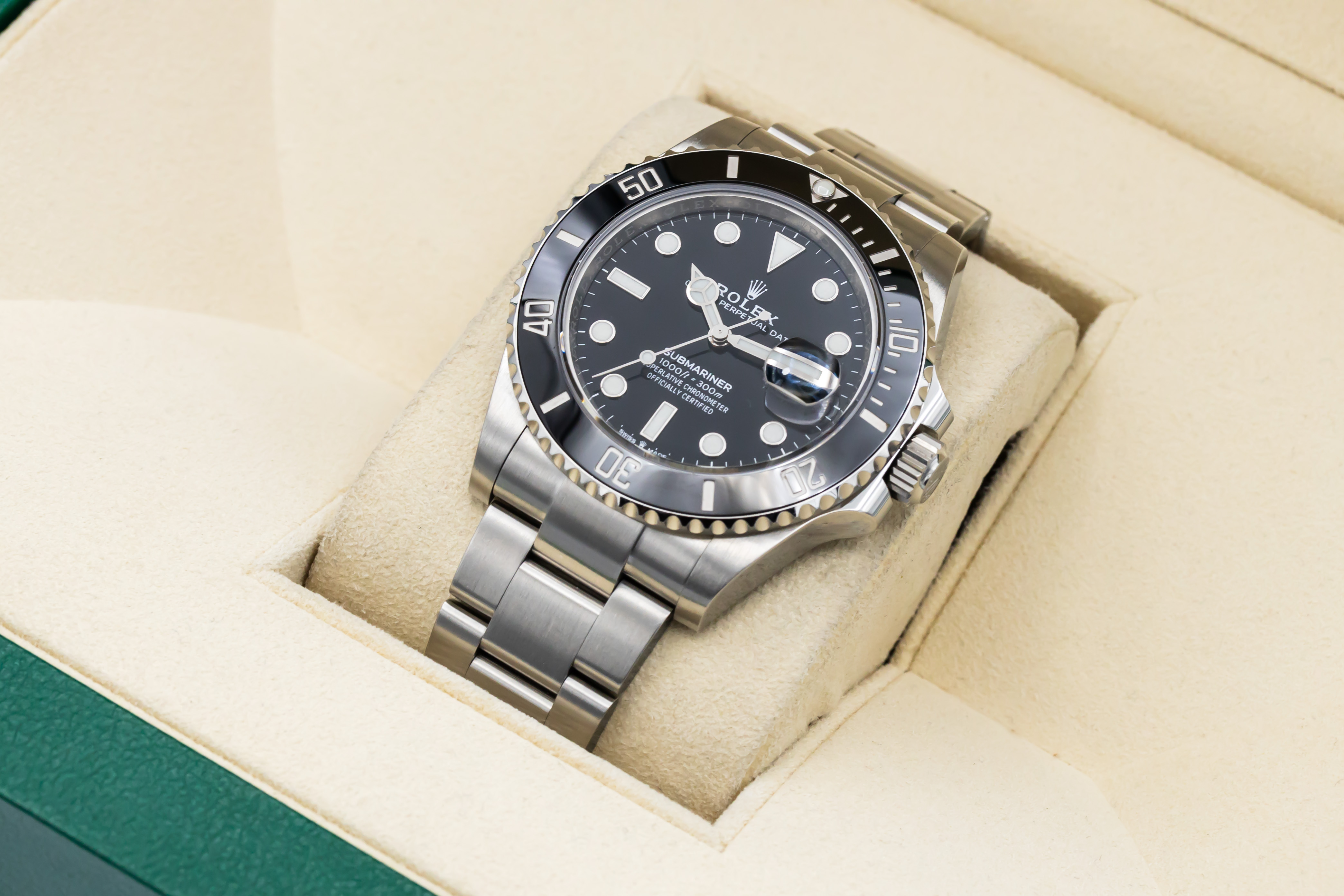 Rolex Submariner 126610 LN Thumbnail 5
