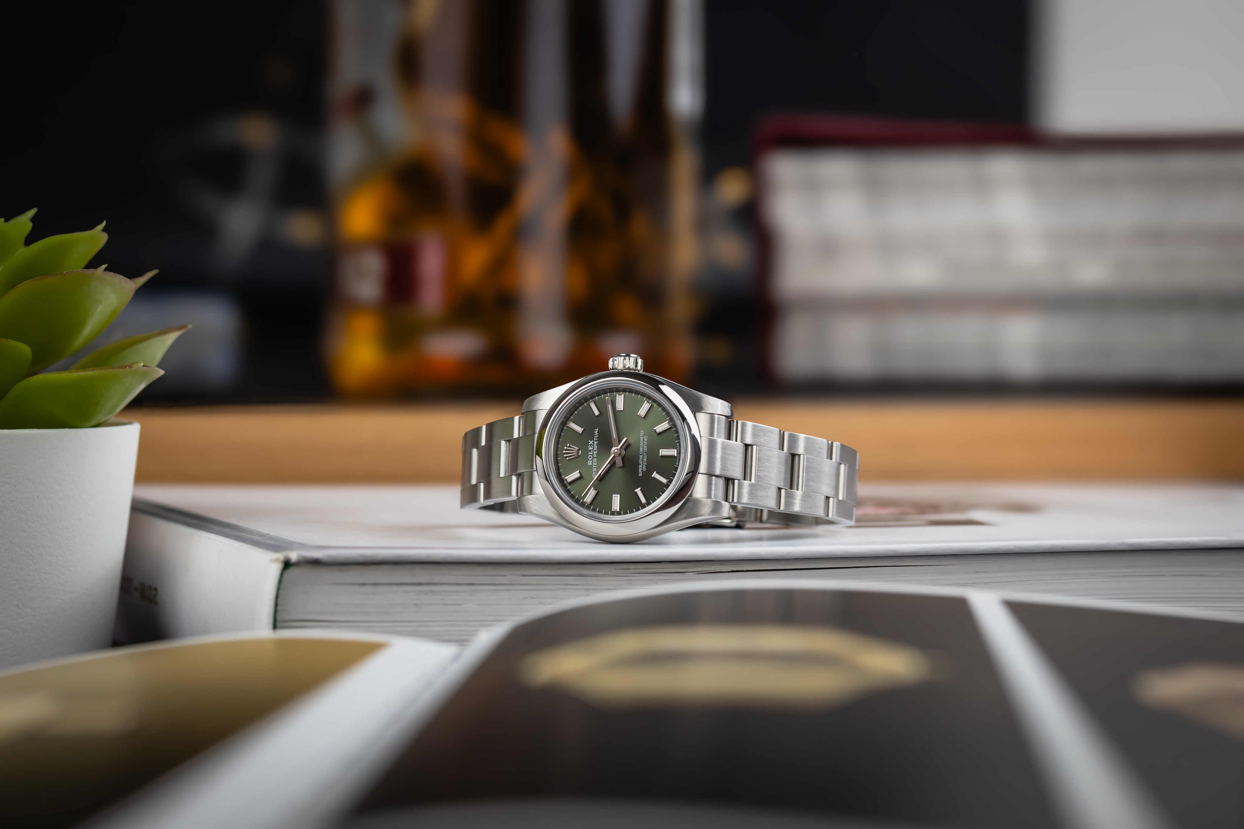 Rolex Lady Oyster Perpetual 176200 Thumbnail 6