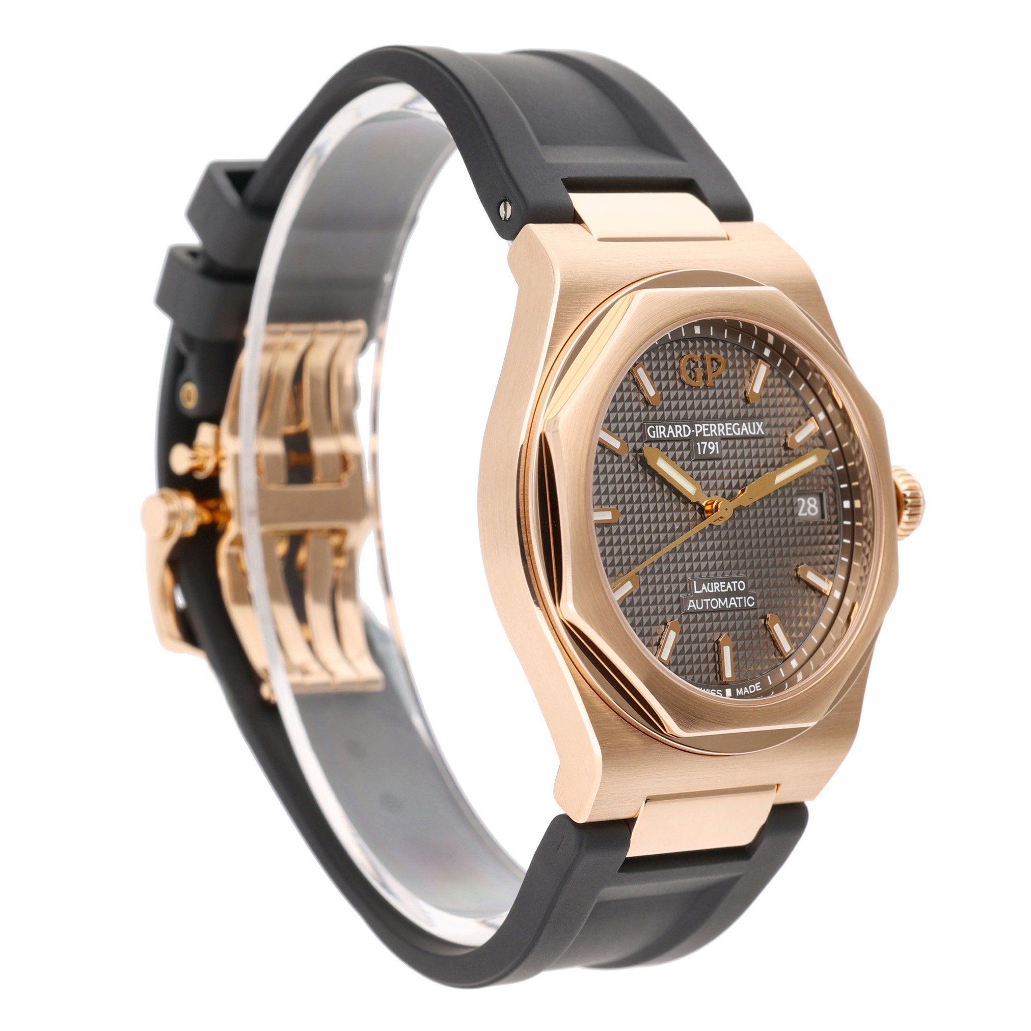 Girard Perregaux Laureato 81005-52-232-BB6A Thumbnail 2