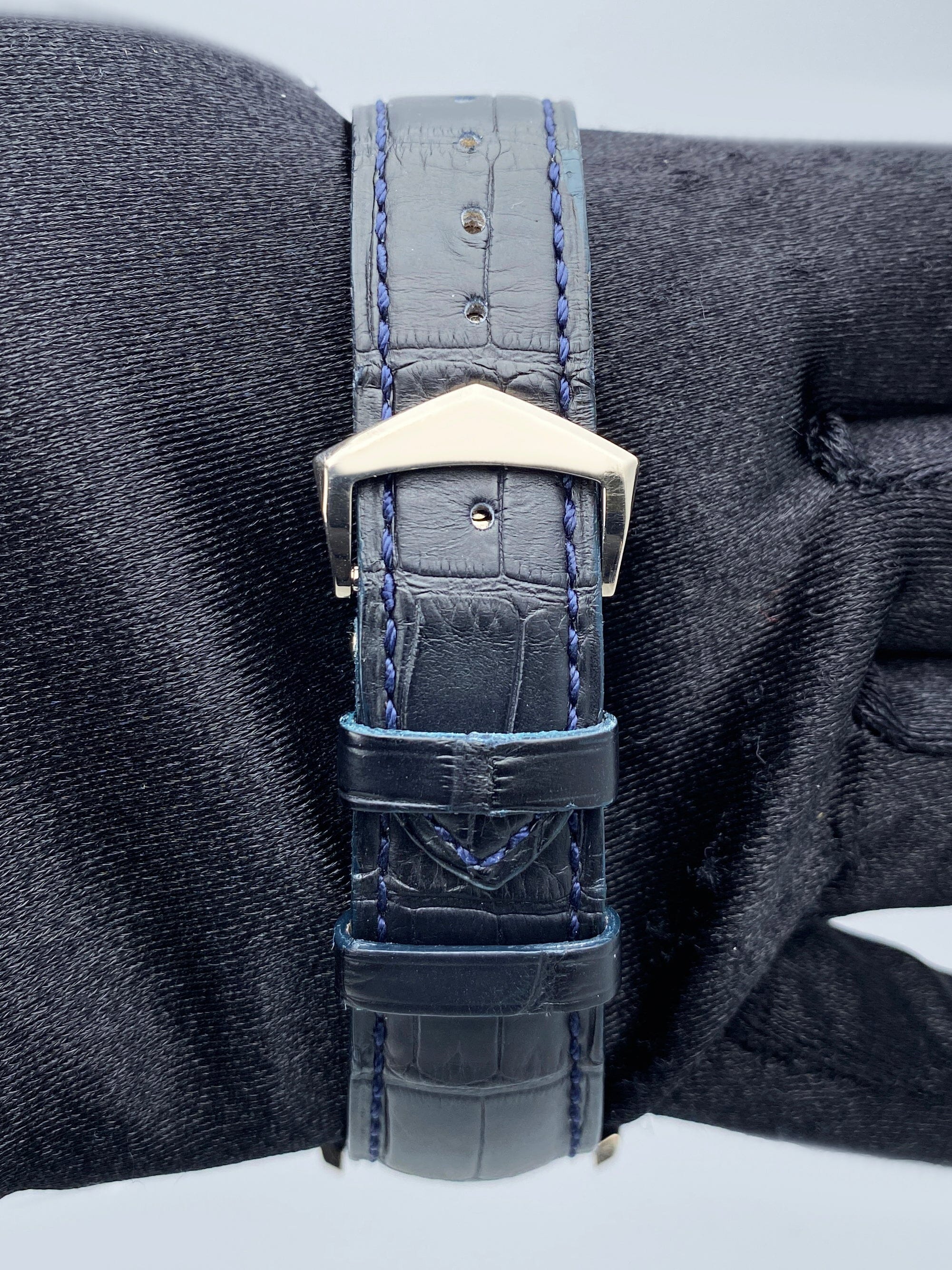Patek Philippe World Time 5130G-001 Thumbnail 6