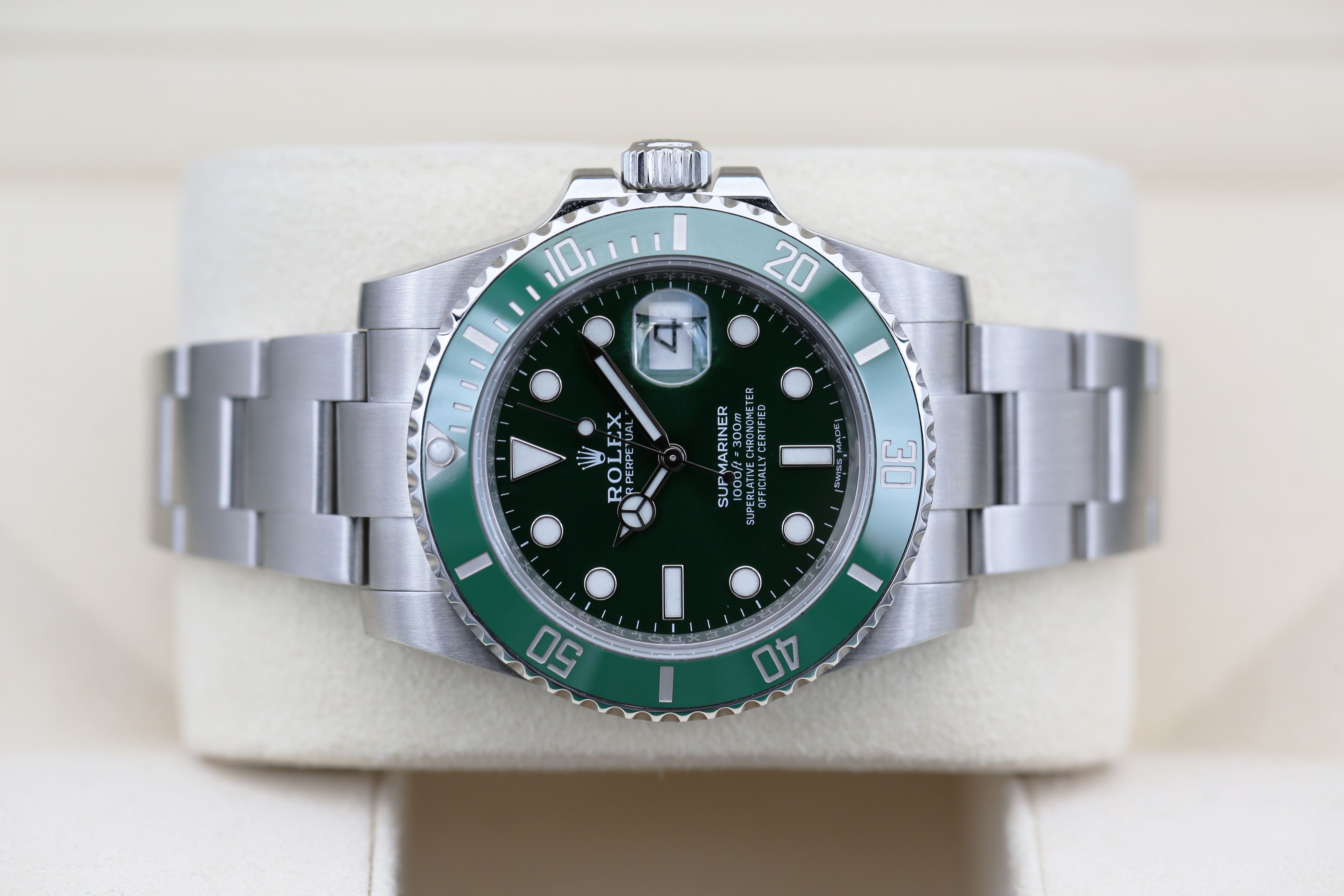Rolex Submariner Hulk Thumbnail 5