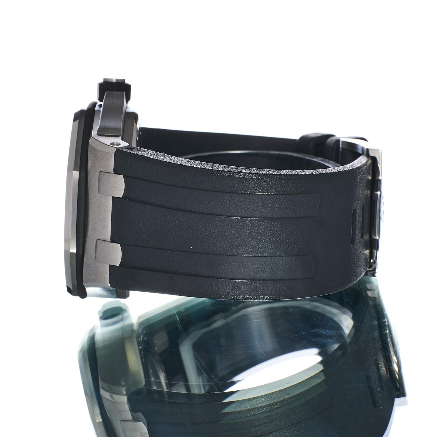 Audemars Piguet Royal Oak Offshore 15703ST.OO.A002CA.01 Thumbnail 2