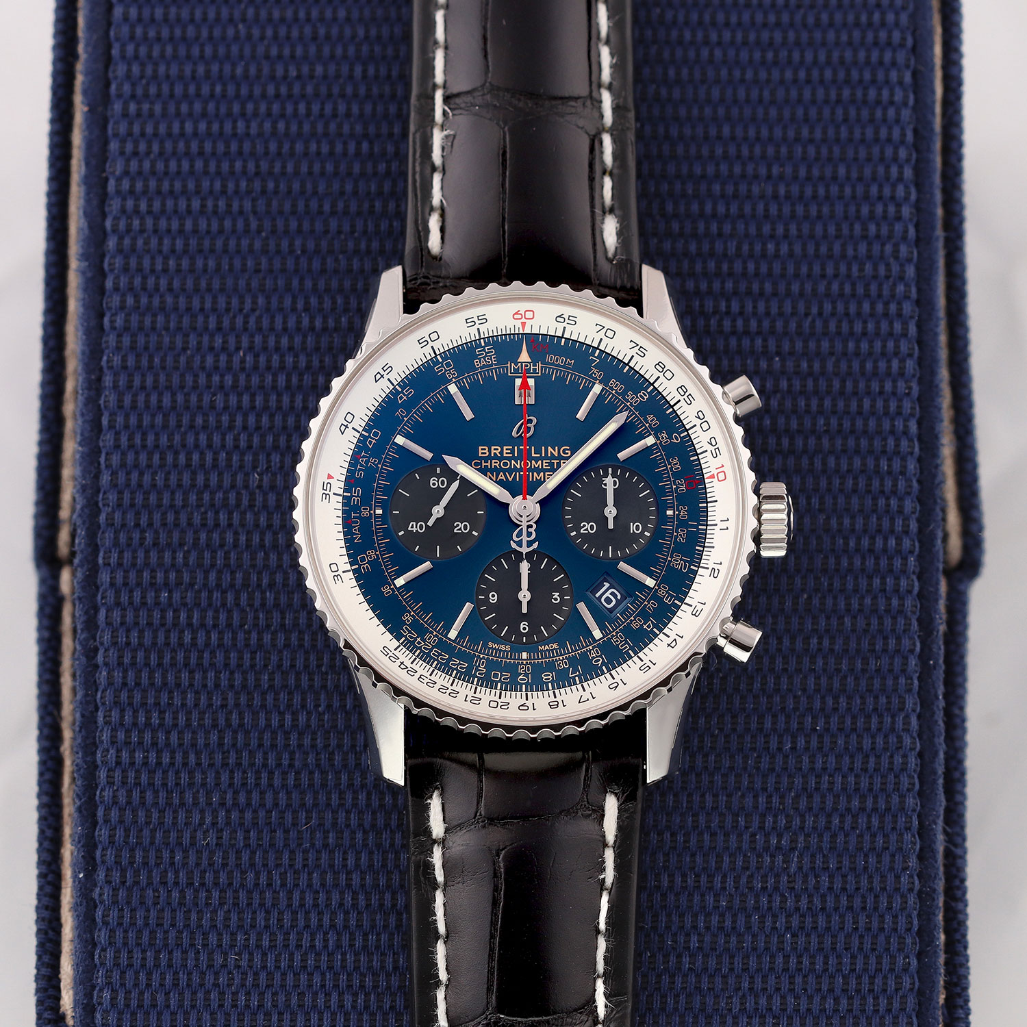 Breitling Navitimer 01 AB0121 Thumbnail 1