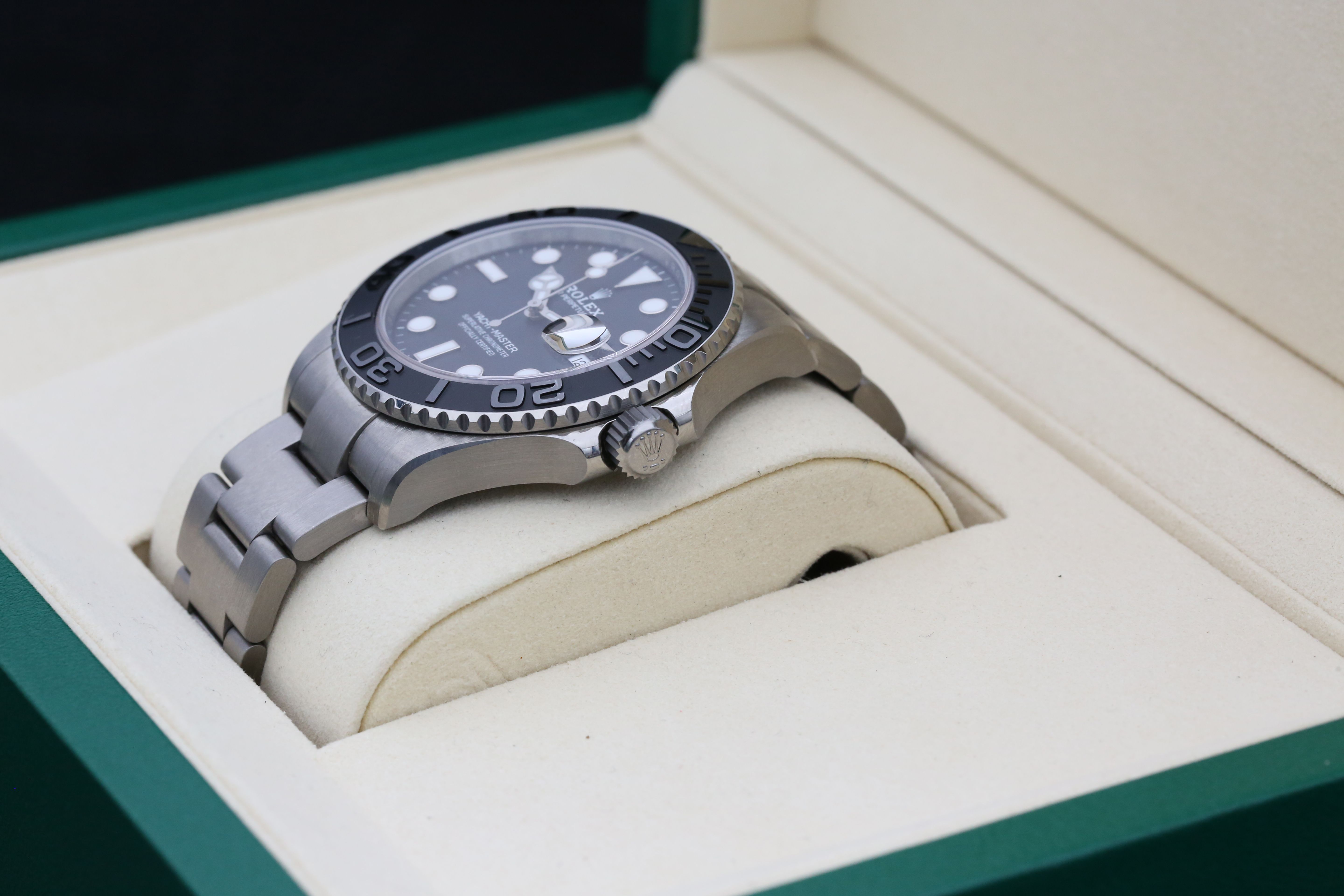 Rolex Yacht-Master 226627 Thumbnail 6