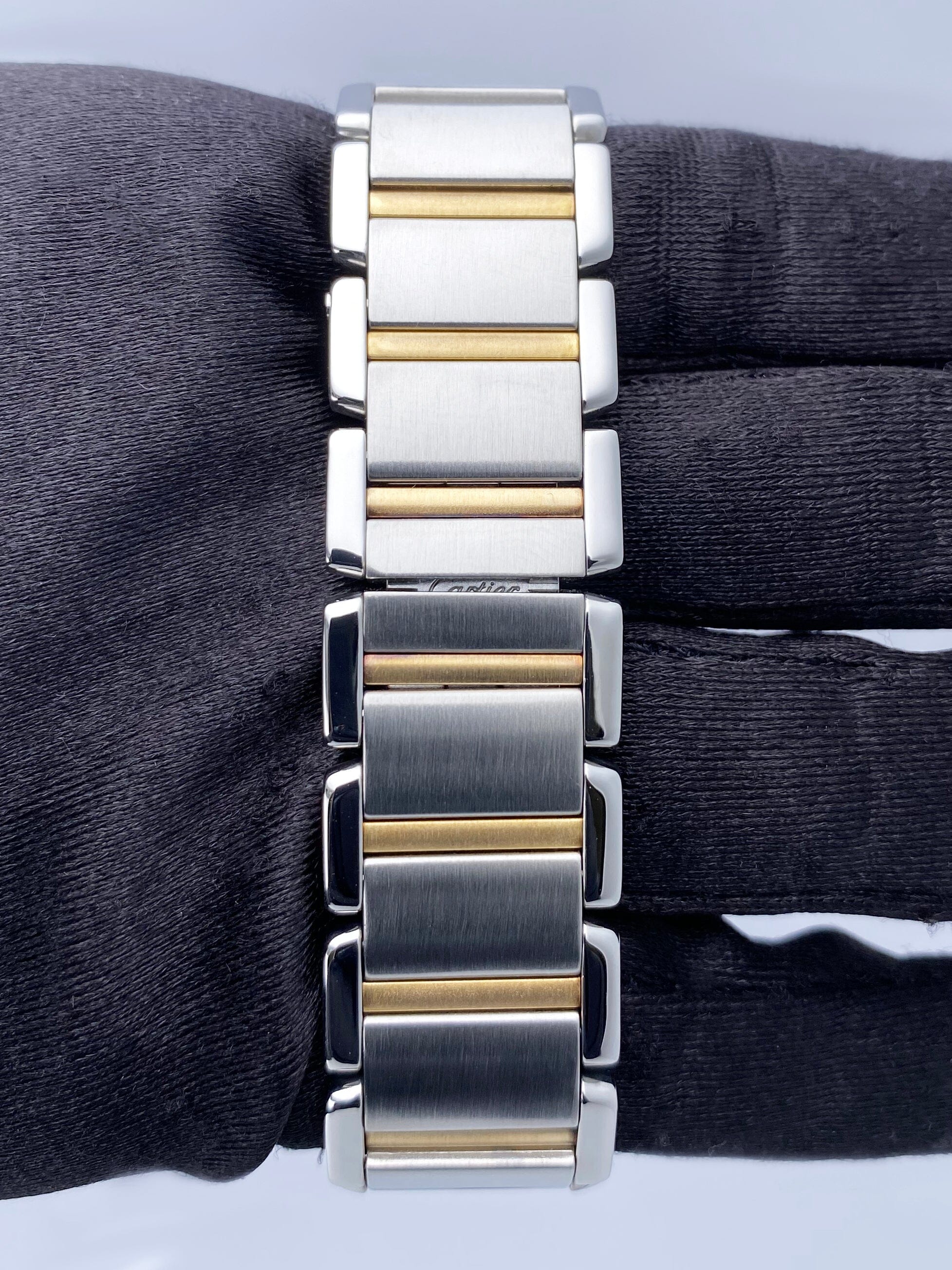 Cartier Tank Francaise W51006Q4 Thumbnail 6