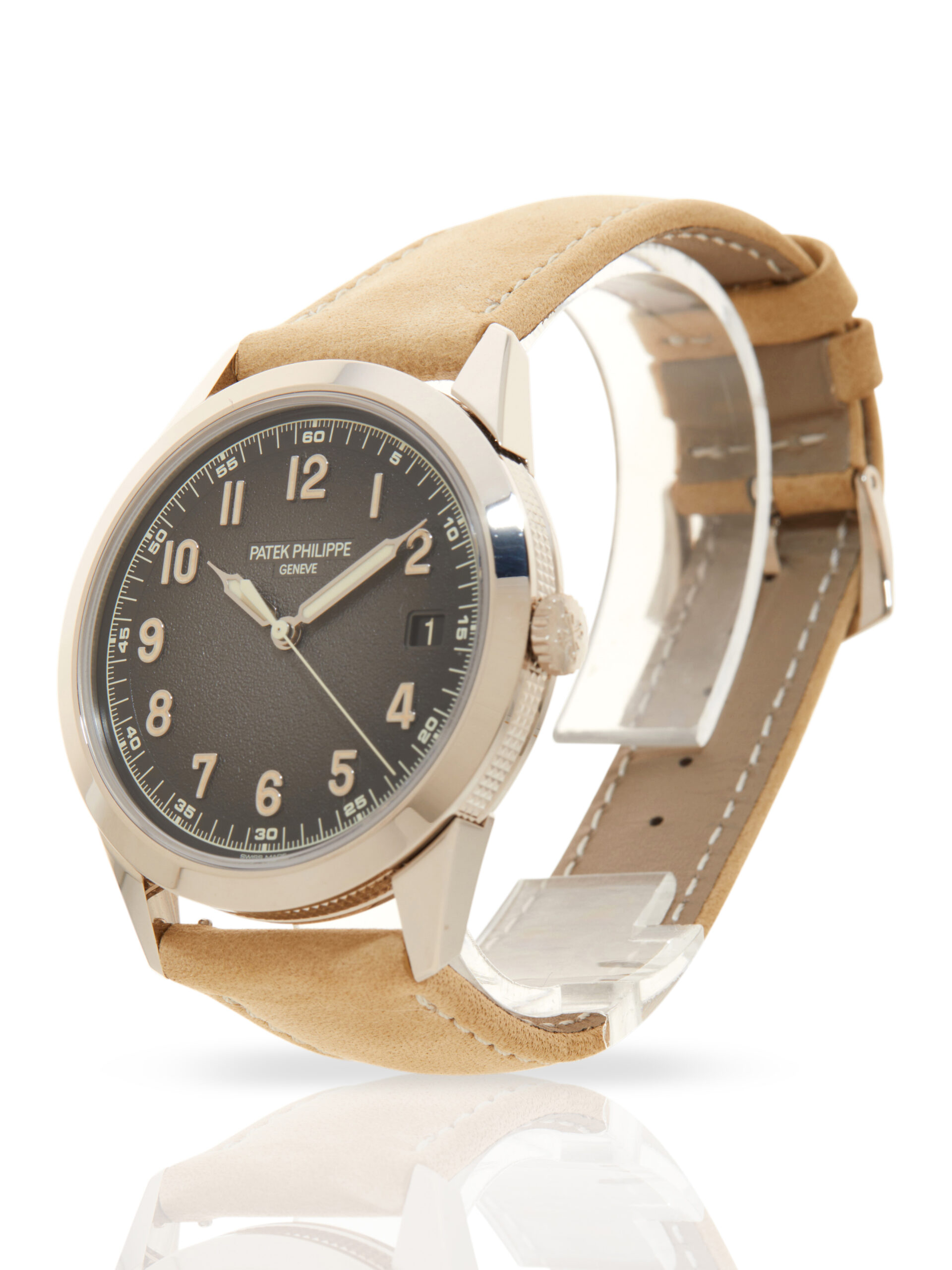 Patek Philippe Calatrava 5226G-001 Thumbnail 2