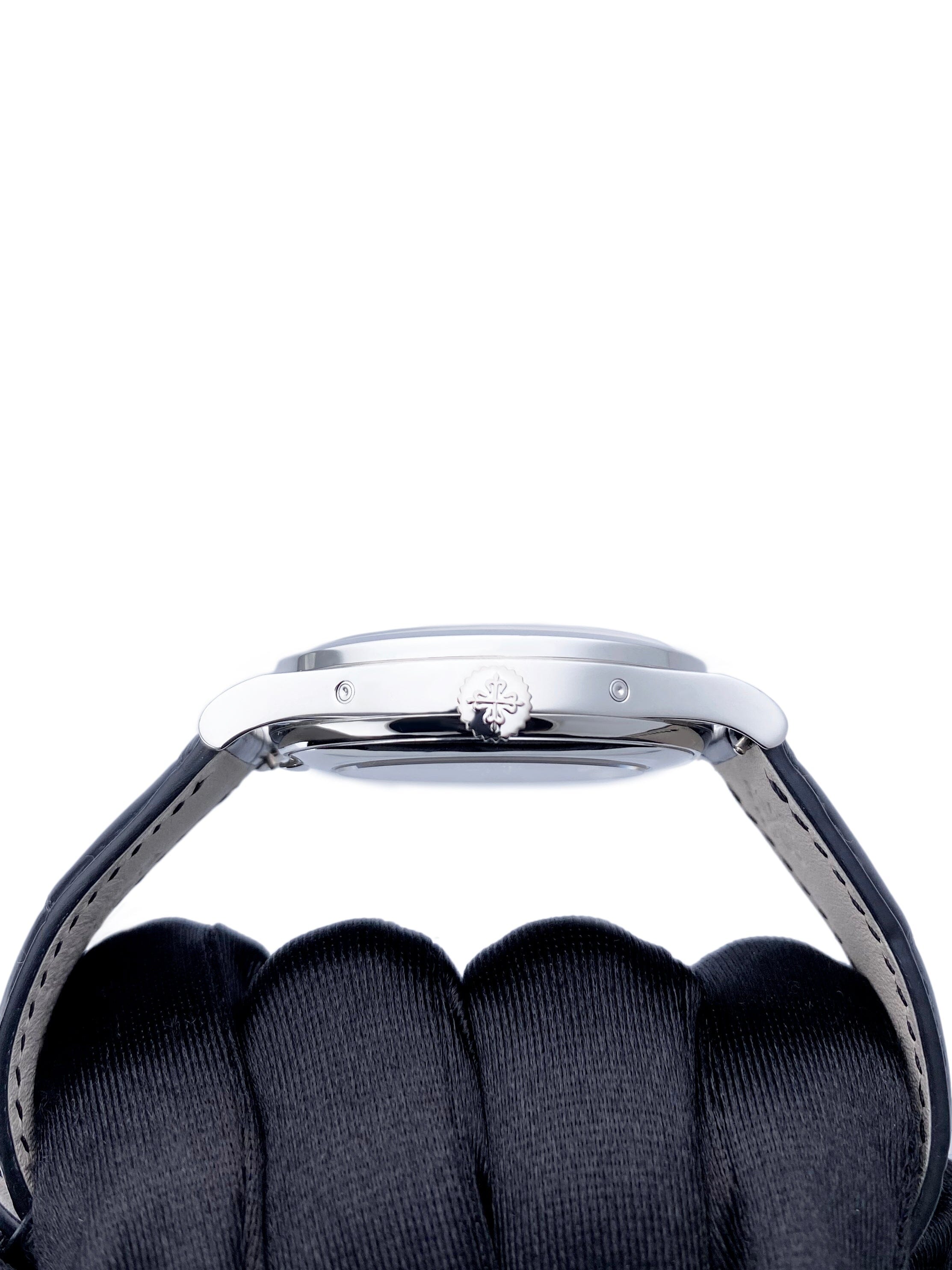 Patek Philippe Complications 5396G-011 Thumbnail 4