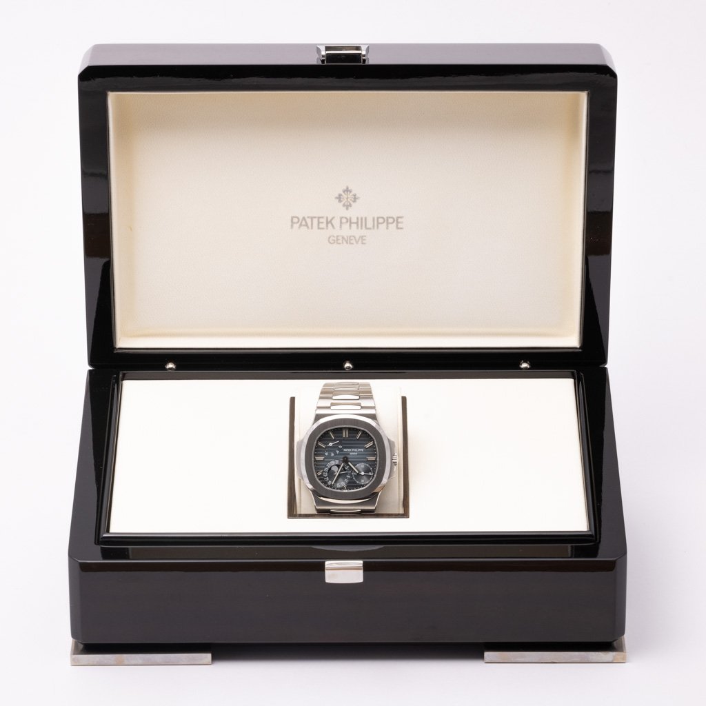 Patek Philippe Nautilus 5712/1A-001 Thumbnail 7