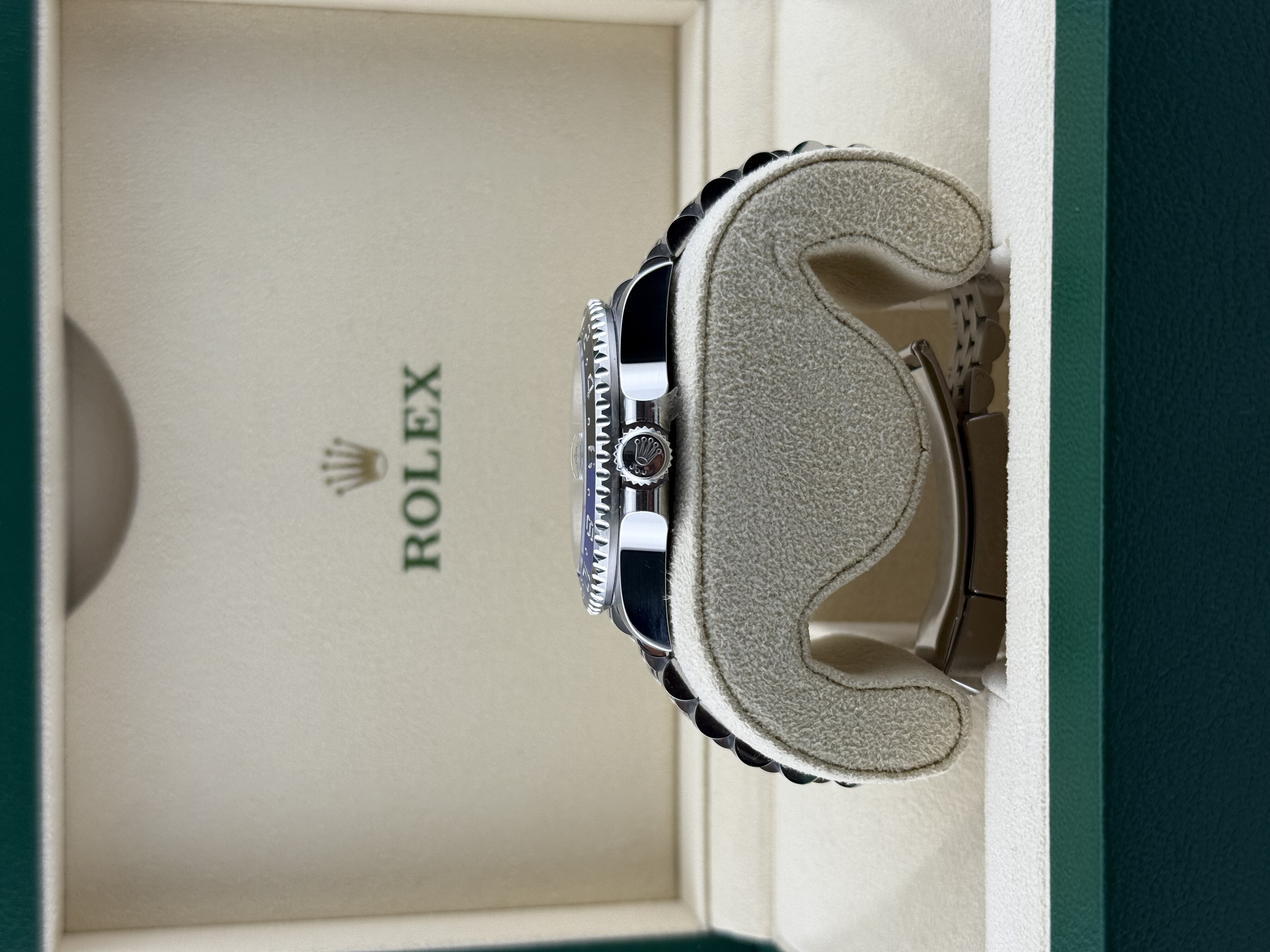 Rolex GMT Master II 126710 BLNR Thumbnail 4