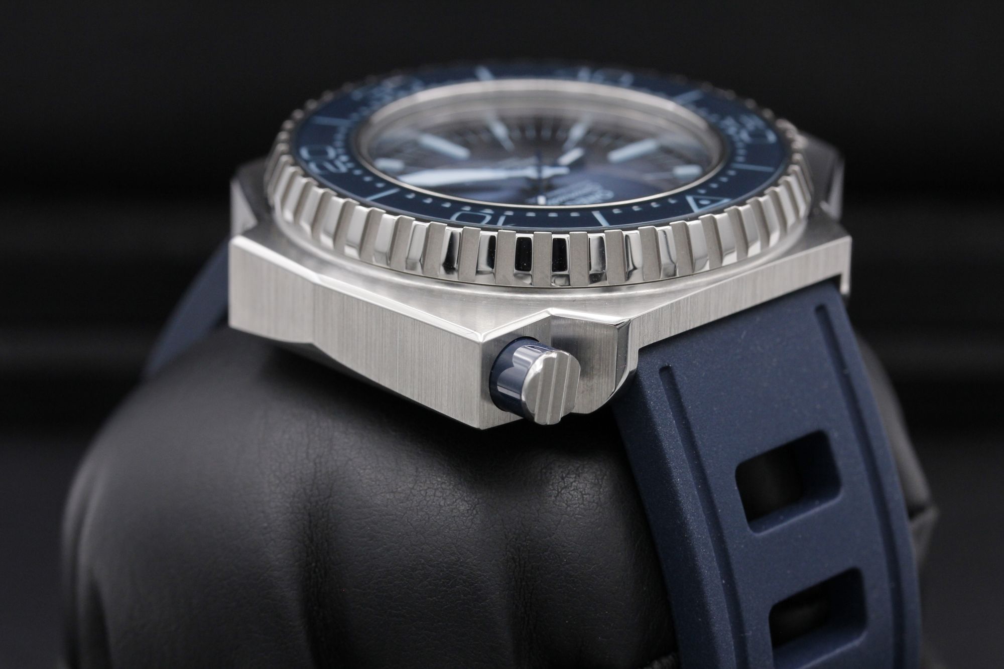 Omega Seamaster Ploprof 1200m 227.32.55.21.03.001 Thumbnail 4