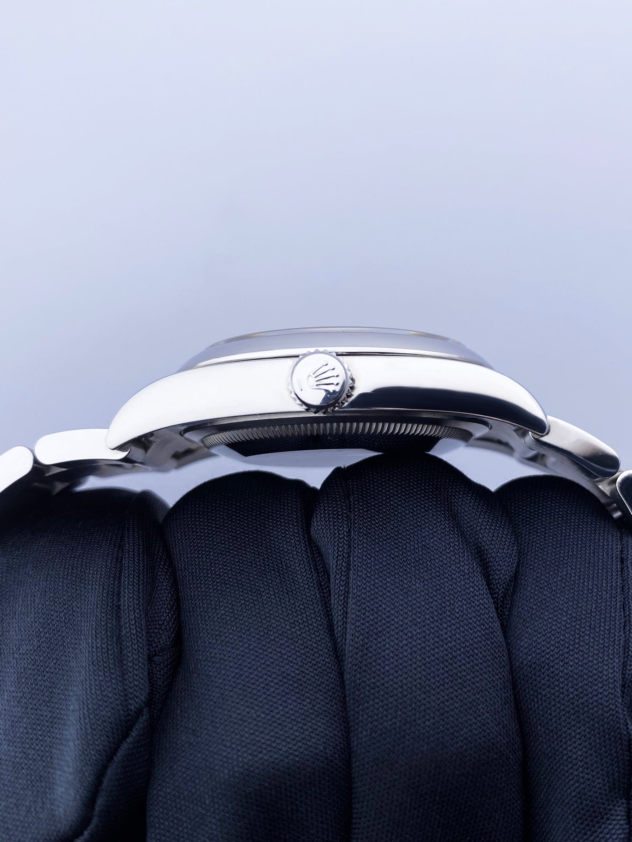 Rolex Oyster Perpetual 116000 Thumbnail 4