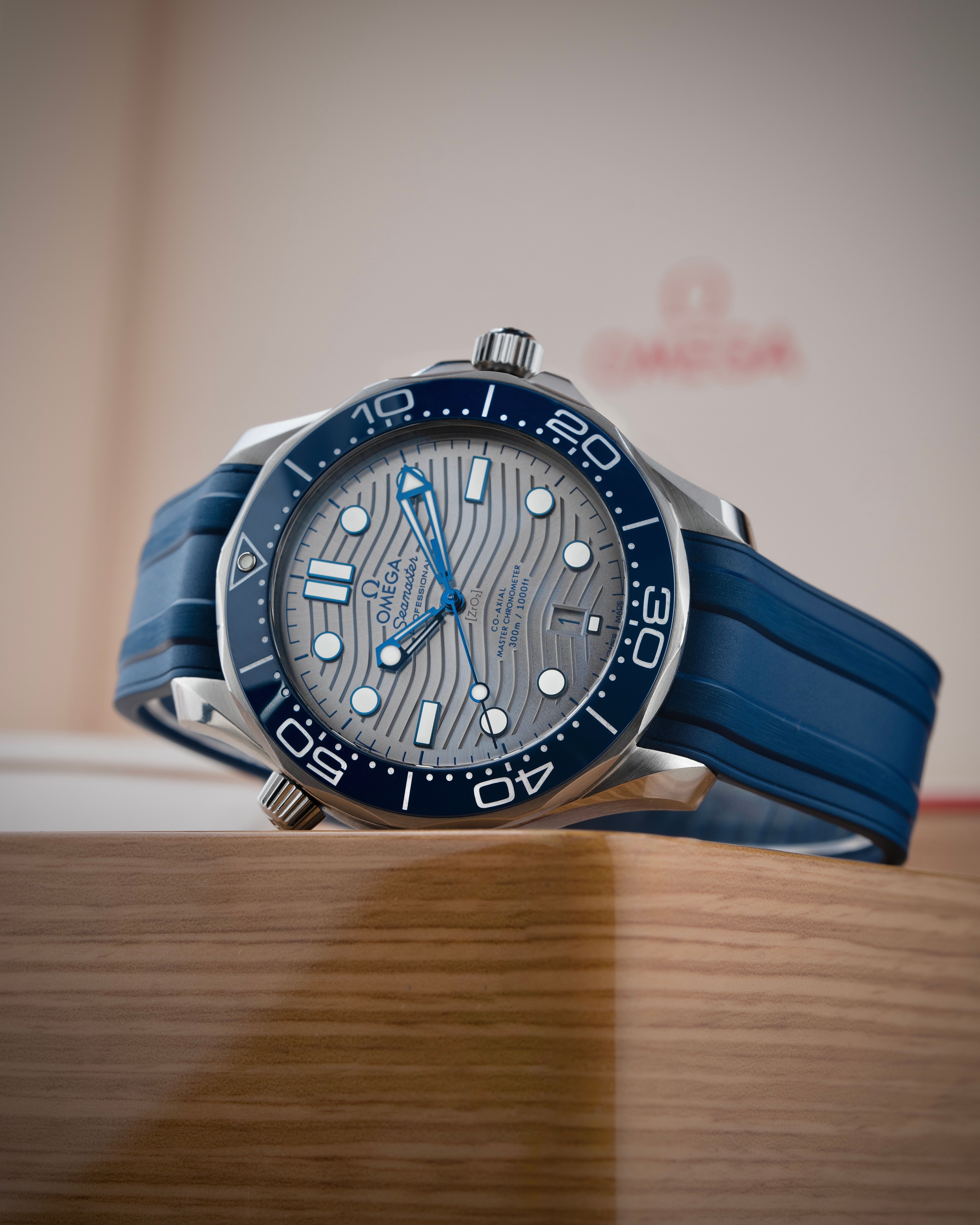 Omega Seamaster Diver 300m 210.32.42.20.06.001 Thumbnail 6