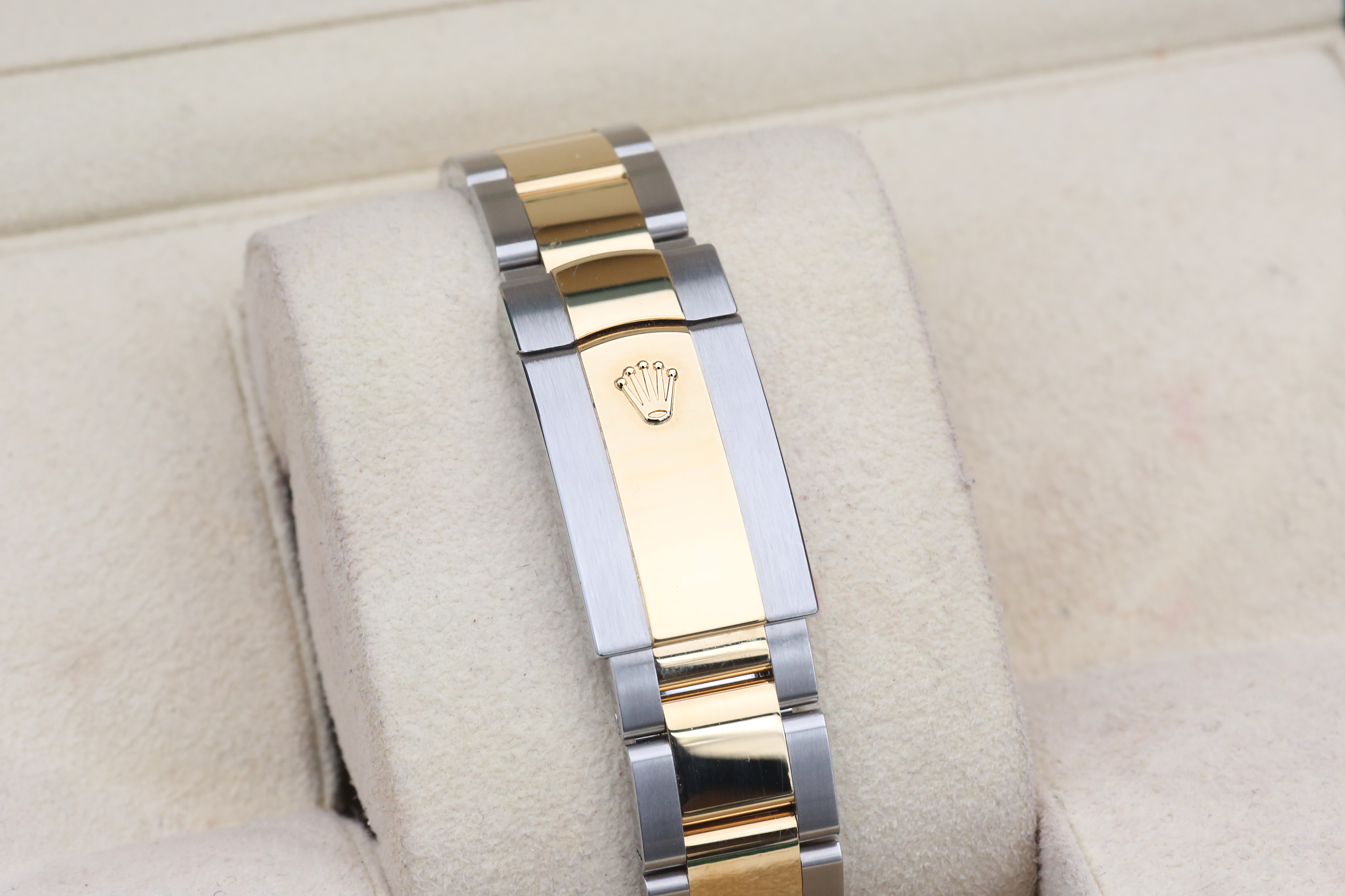 Rolex Datejust 126233 Thumbnail 3