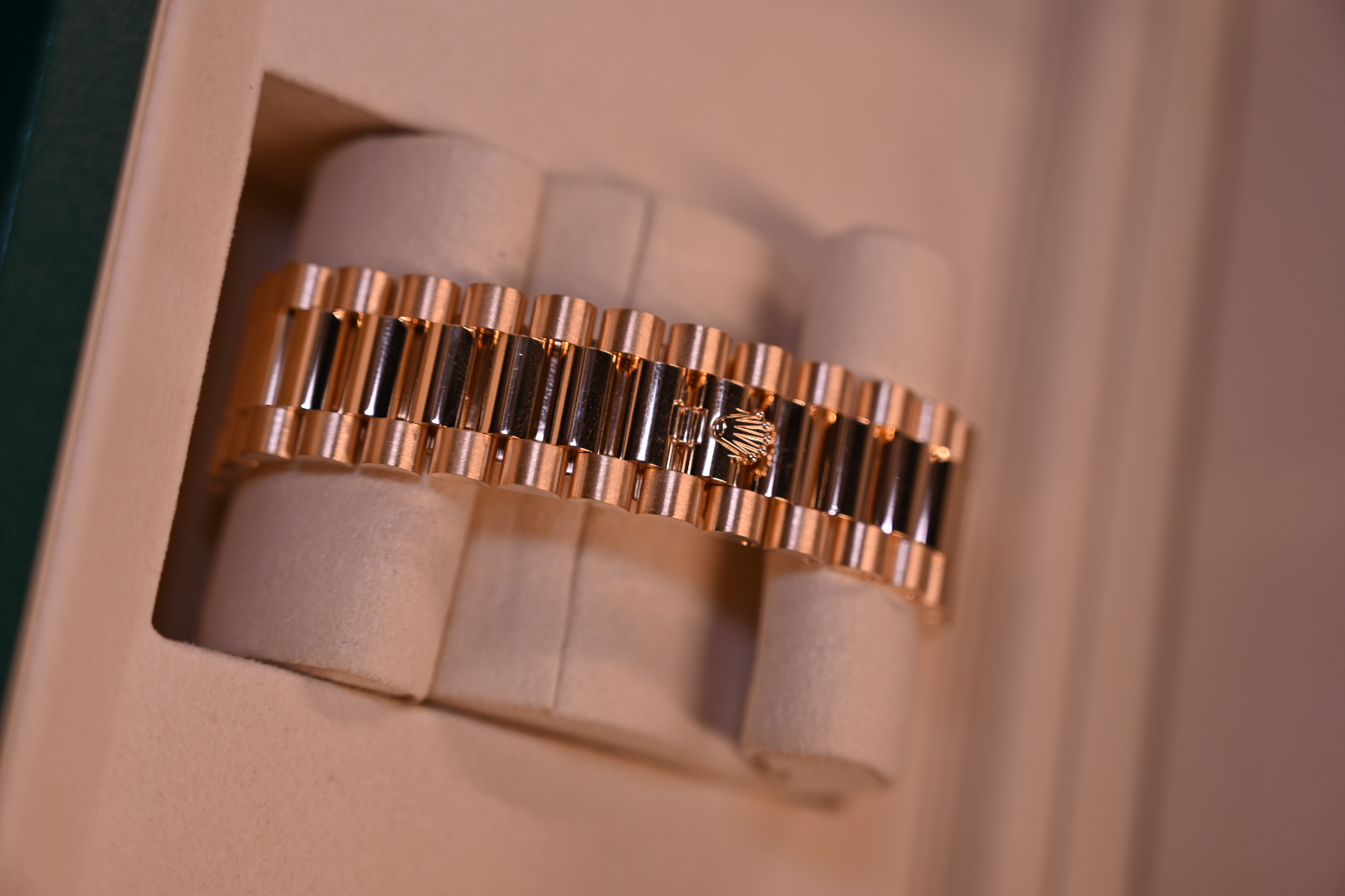 Rolex Day-Date 40 228238 Thumbnail 5