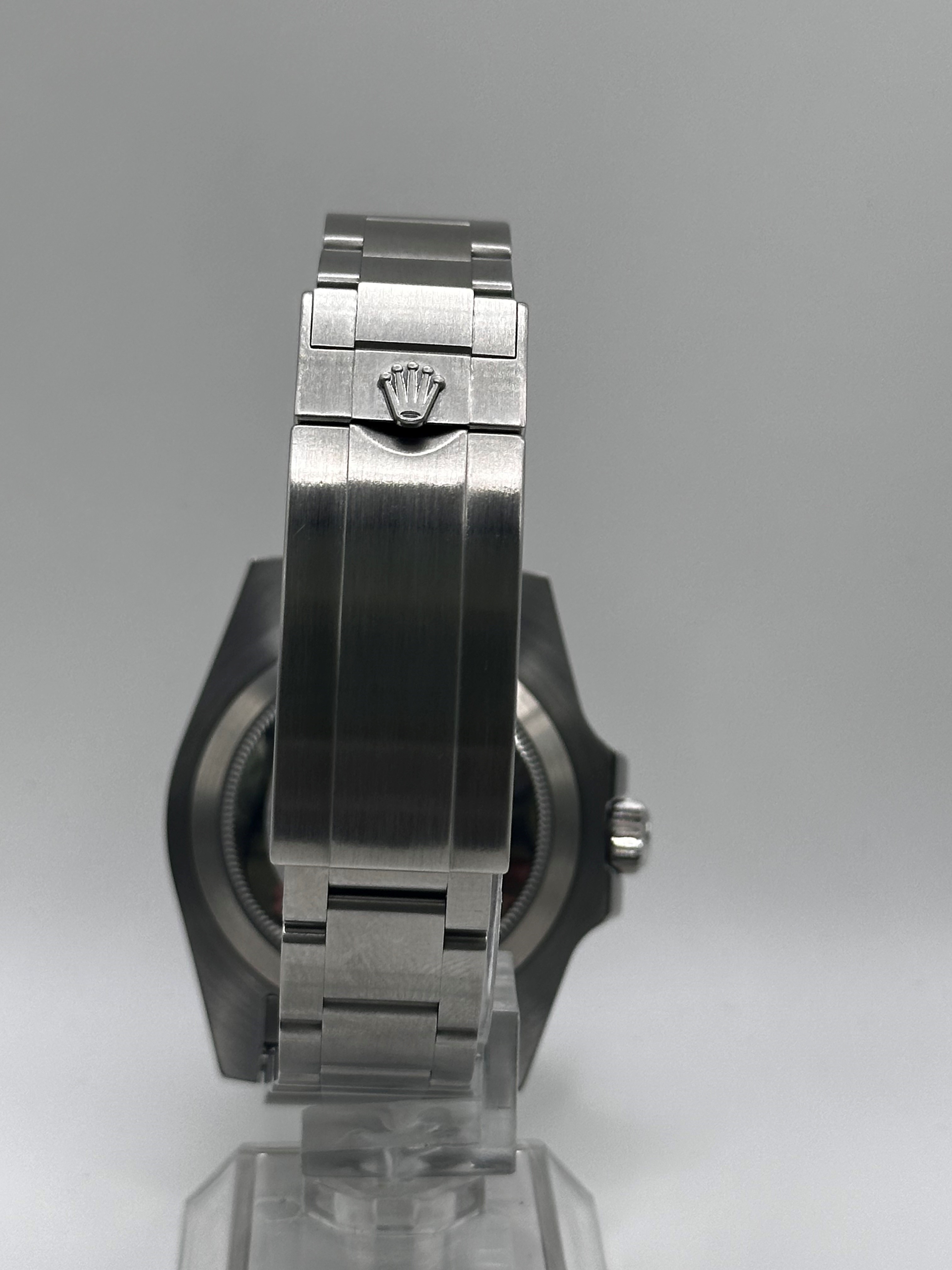Rolex Submariner Hulk Thumbnail 5
