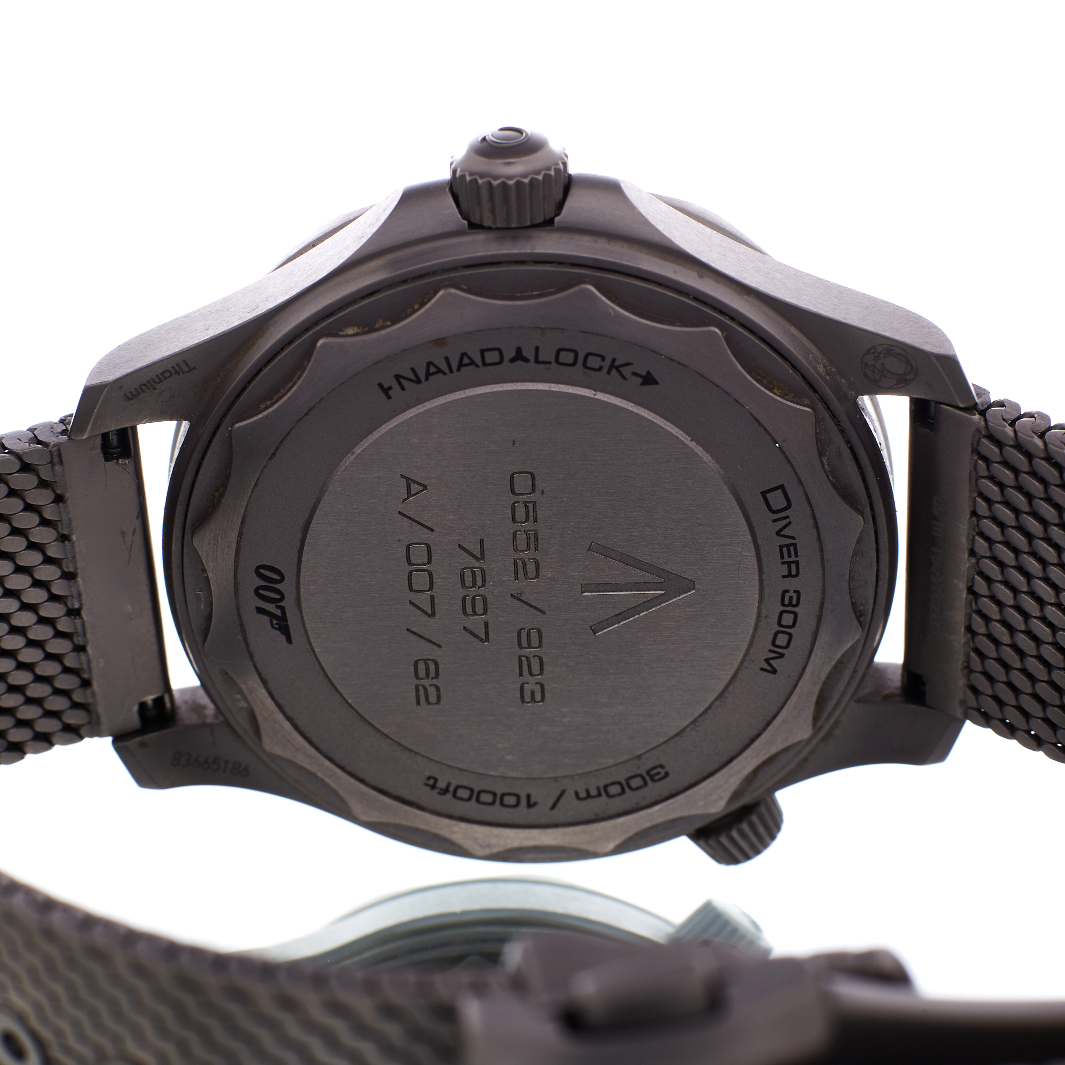 Omega Seamaster Diver 300m - James Bond Edition 210.90.42.20.01.001 Thumbnail 4