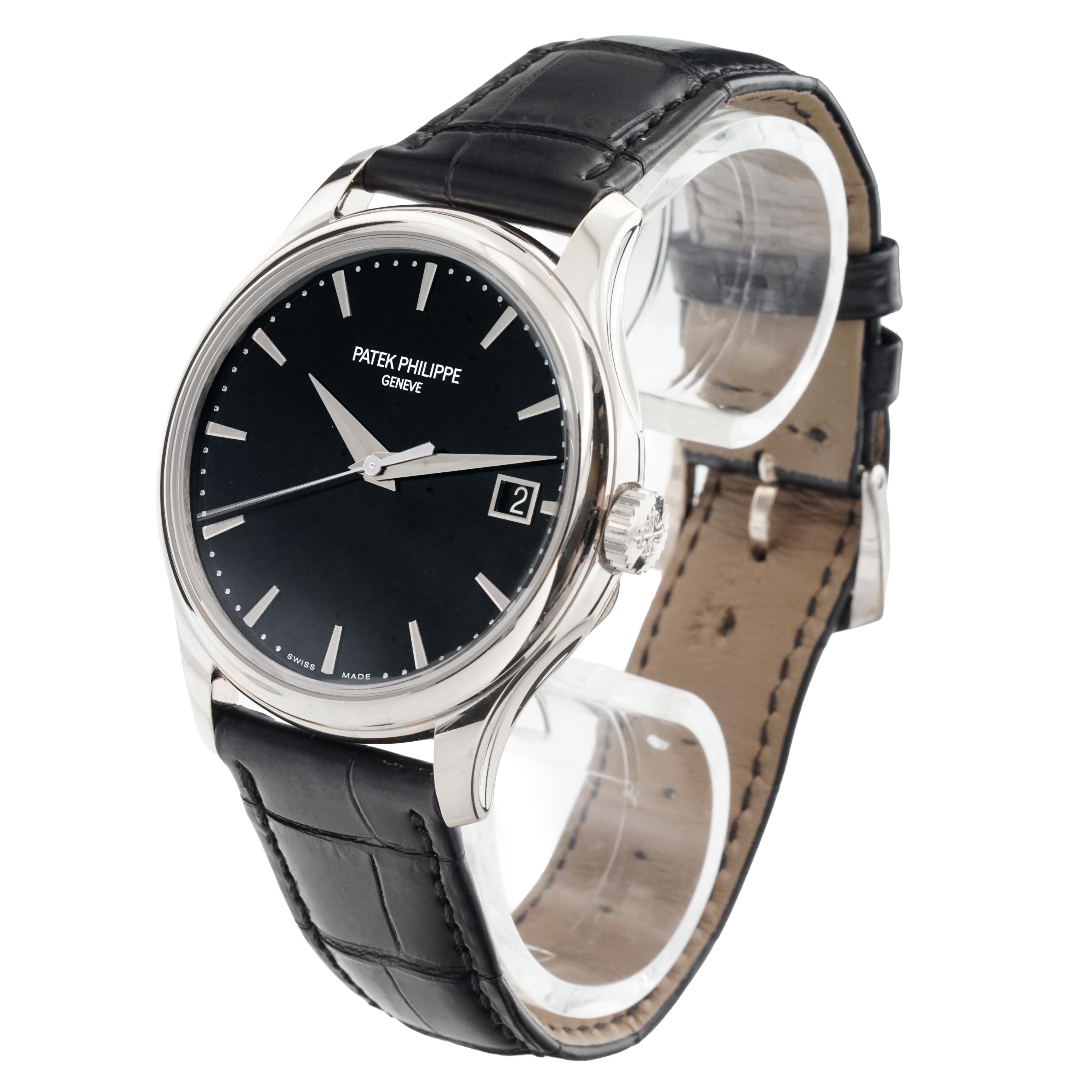 Patek Philippe Calatrava 5227G-010 Thumbnail 2
