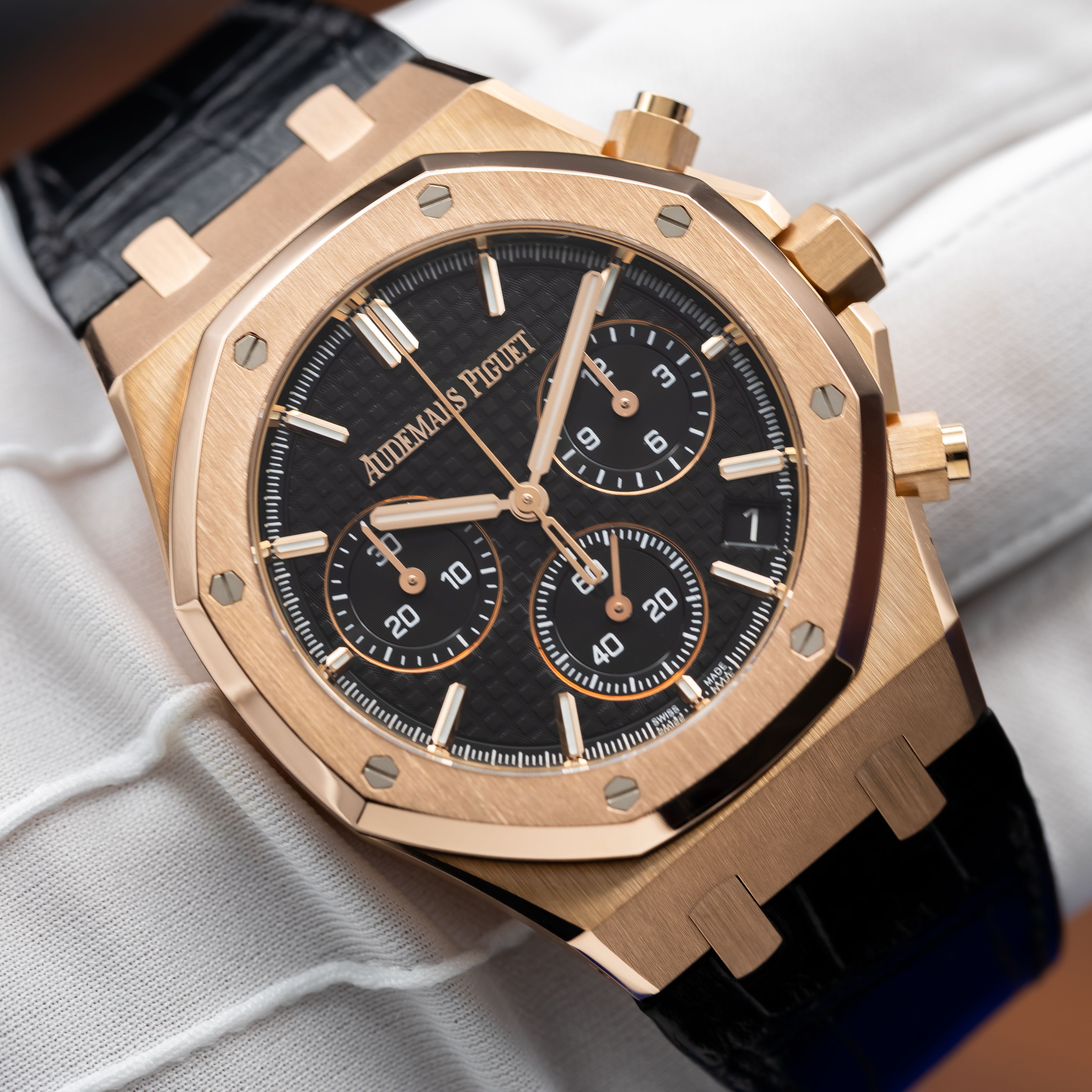 Audemars Piguet Royal Oak 26240OR.OO.D002CR.02 Thumbnail 5
