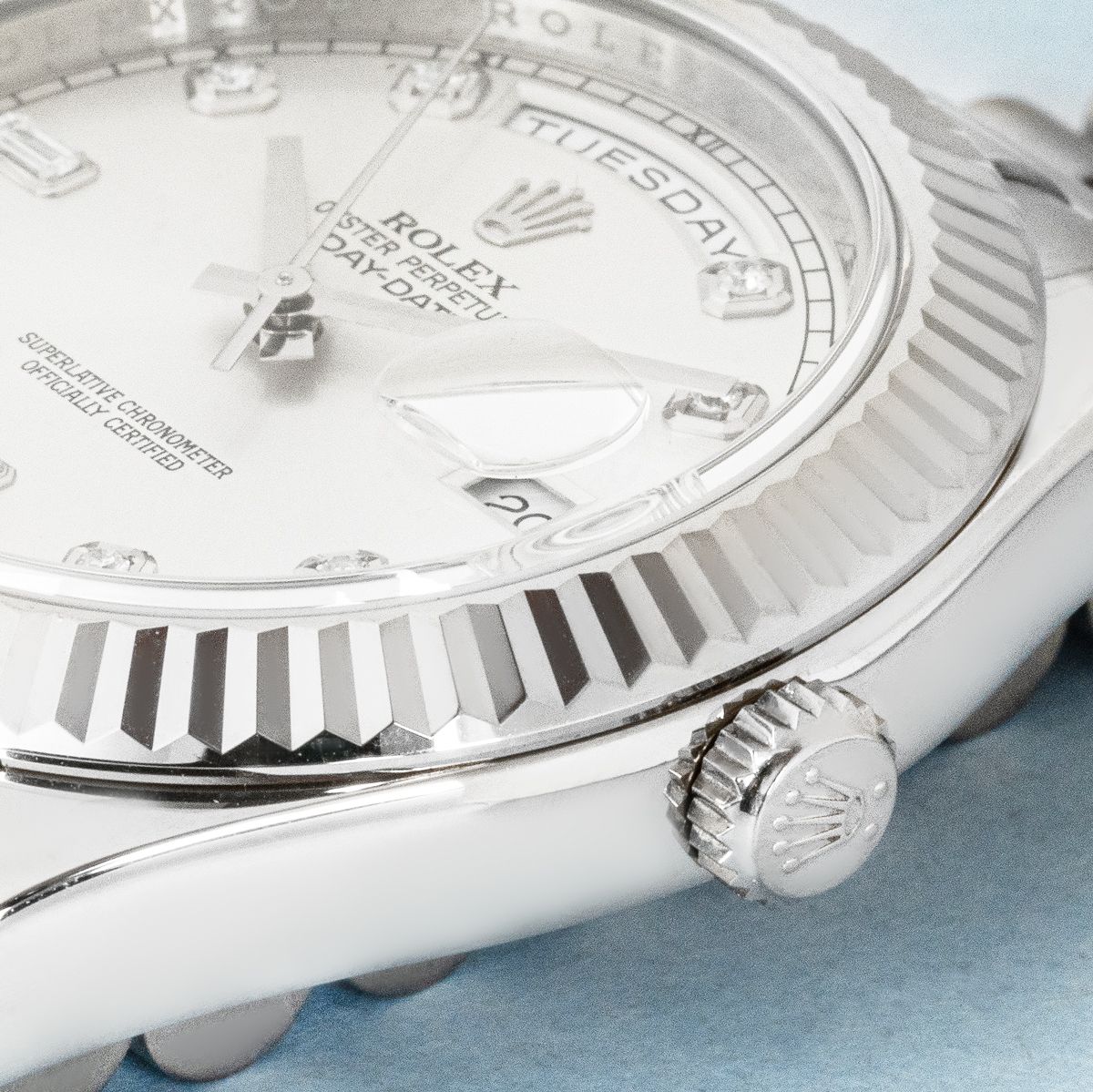 Rolex Day-Date II 218239 Thumbnail 2