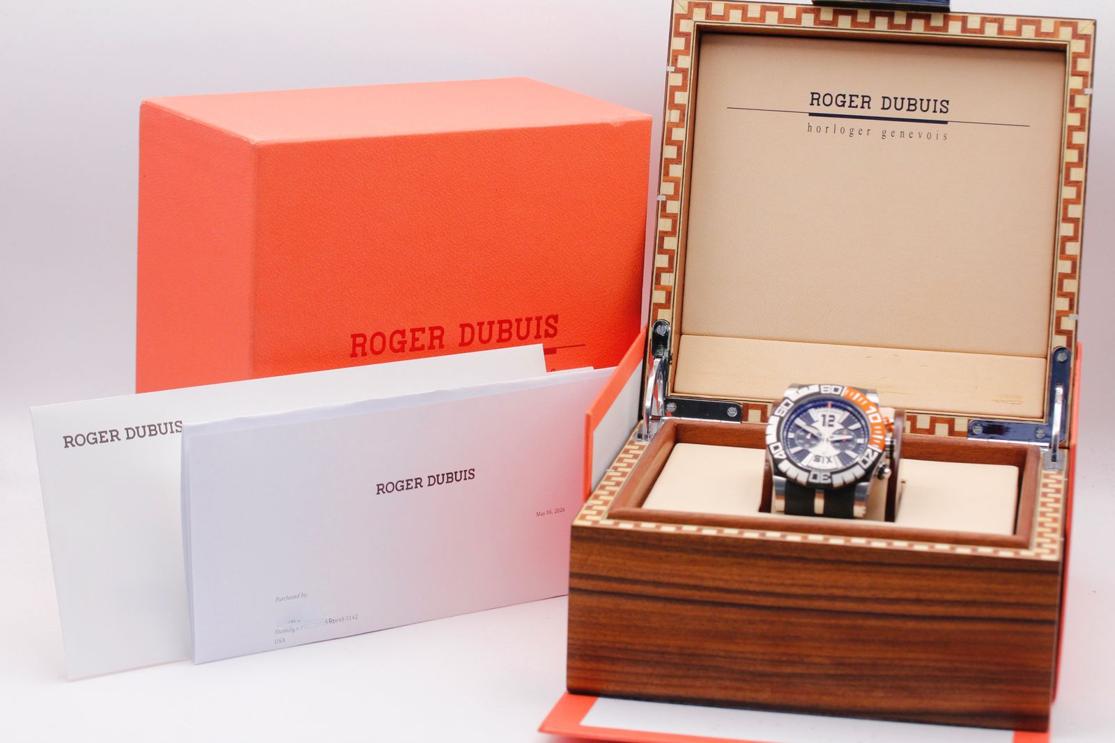 Roger Dubuis Easy Diver RDDBSE0254 Thumbnail 5