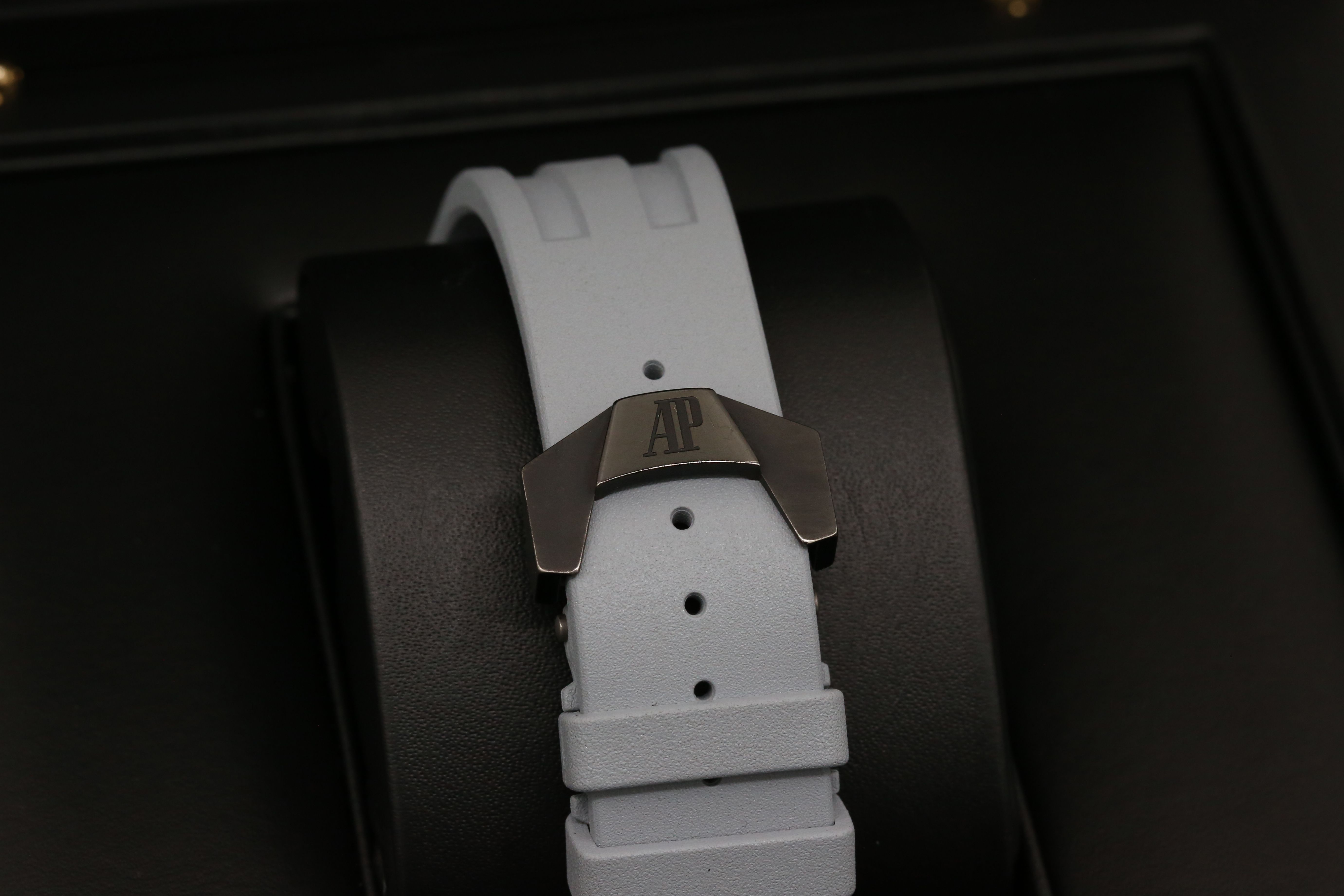 Audemars Piguet Royal Oak 26265FO.OO.D002CR.01 Thumbnail 3