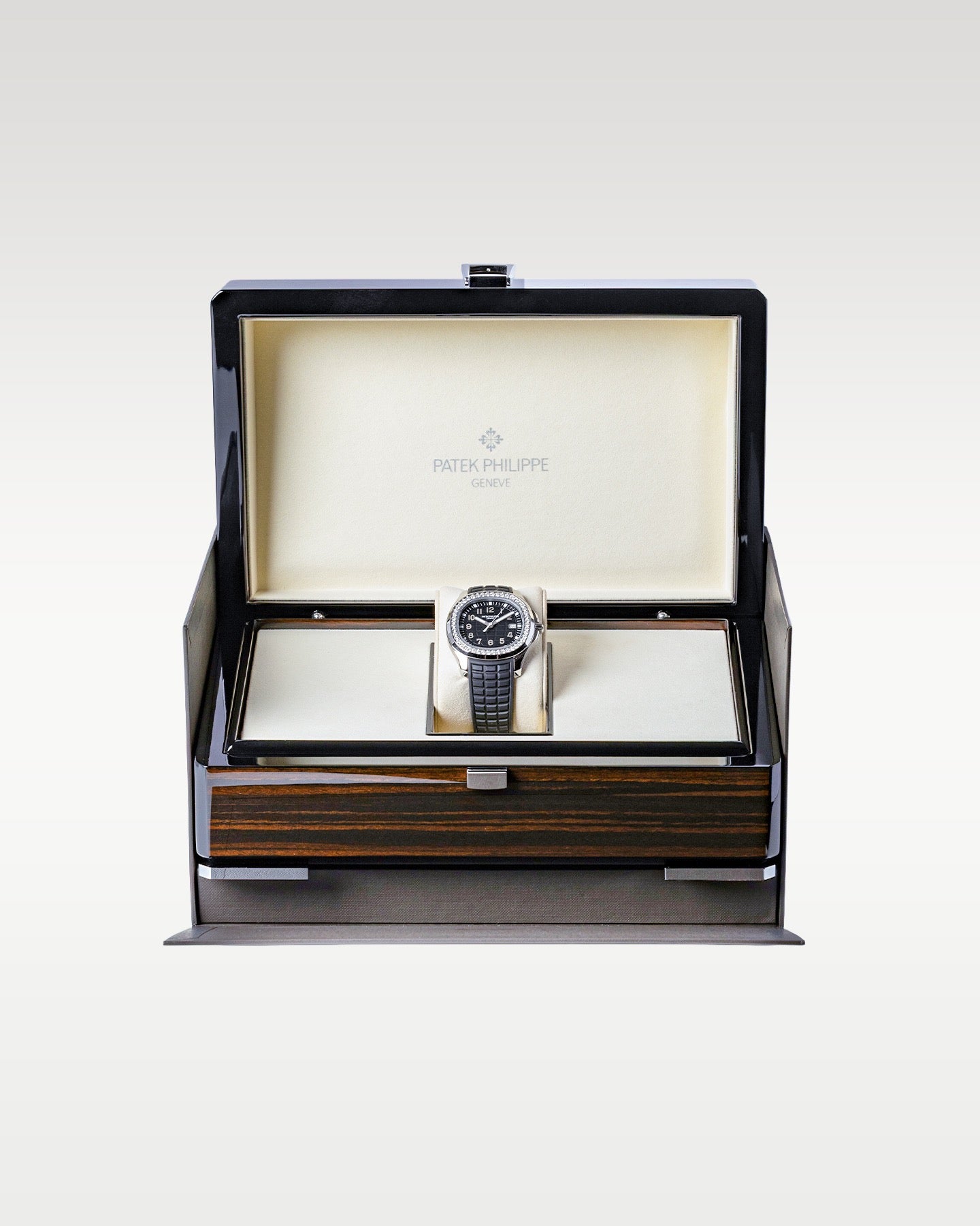 Patek Philippe Aquanaut 5267/200A-001 Thumbnail 5