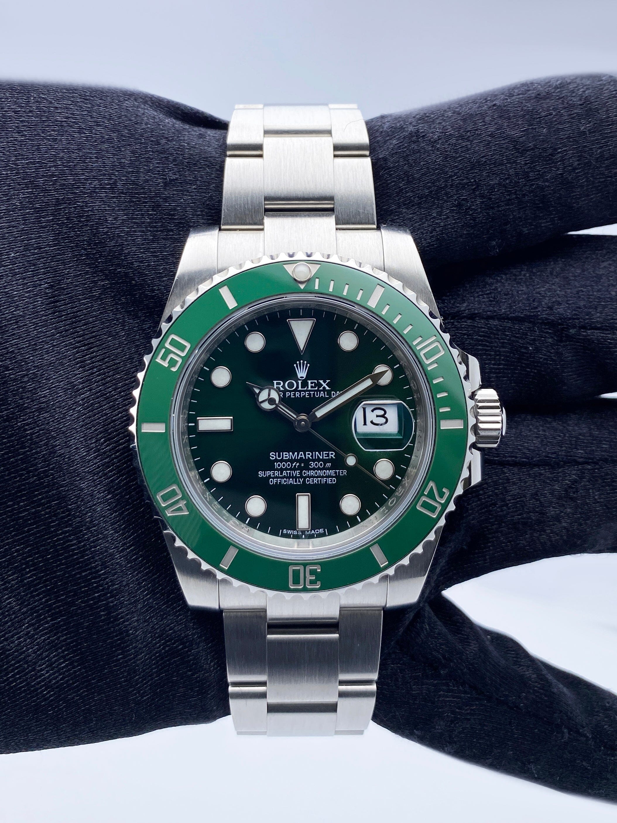 Rolex Submariner Hulk Thumbnail 2