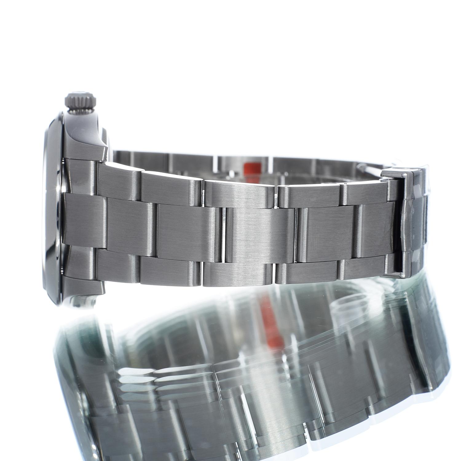 Rolex Oyster Perpetual 124200 Thumbnail 2