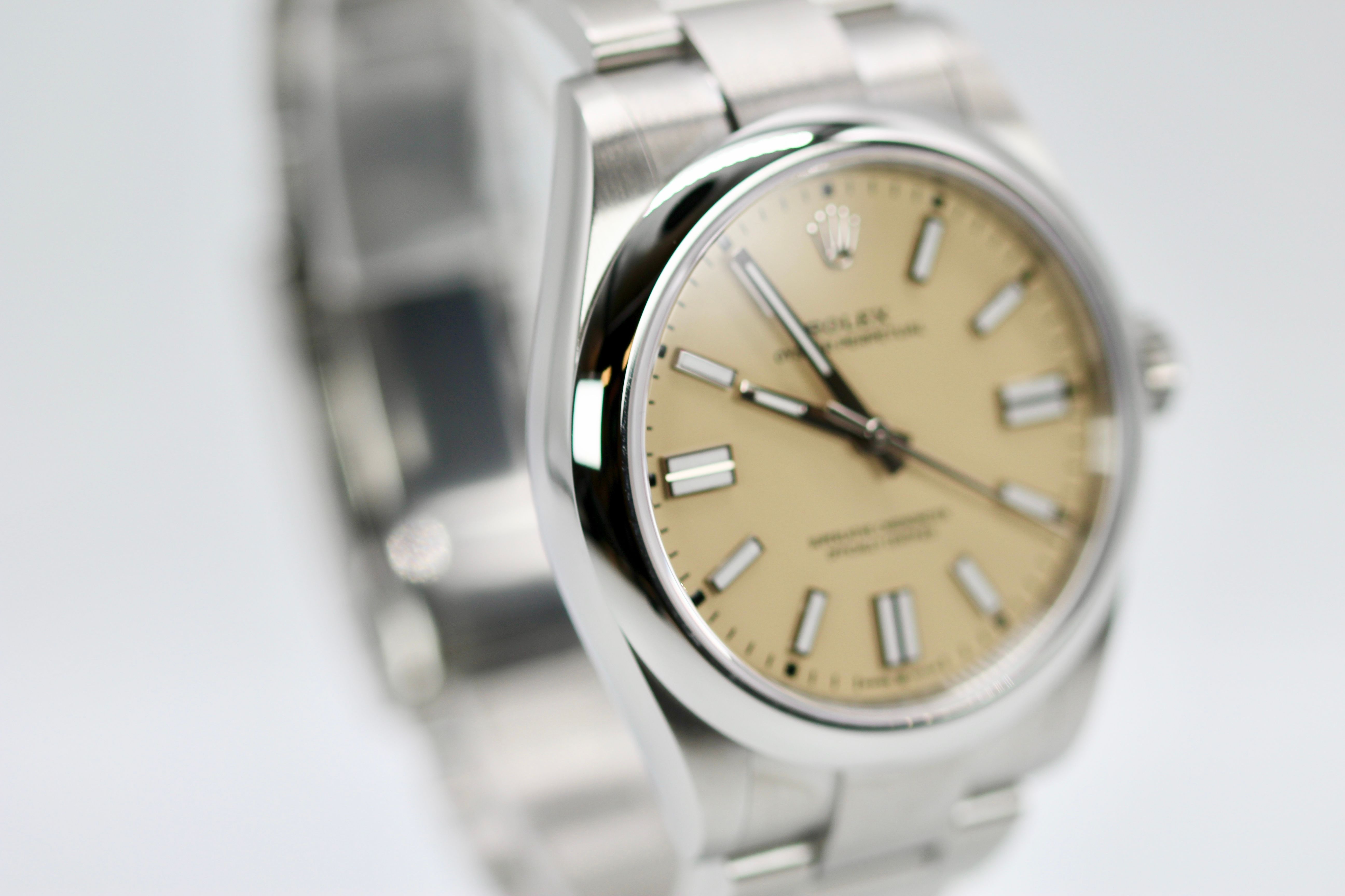 Rolex Oyster Perpetual 41 134300 Thumbnail 3