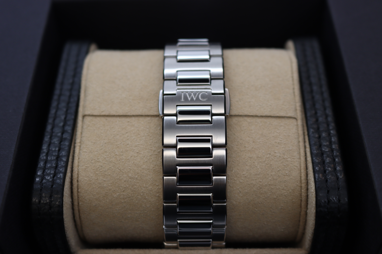 IWC Ingenieur IW328903 Thumbnail 3