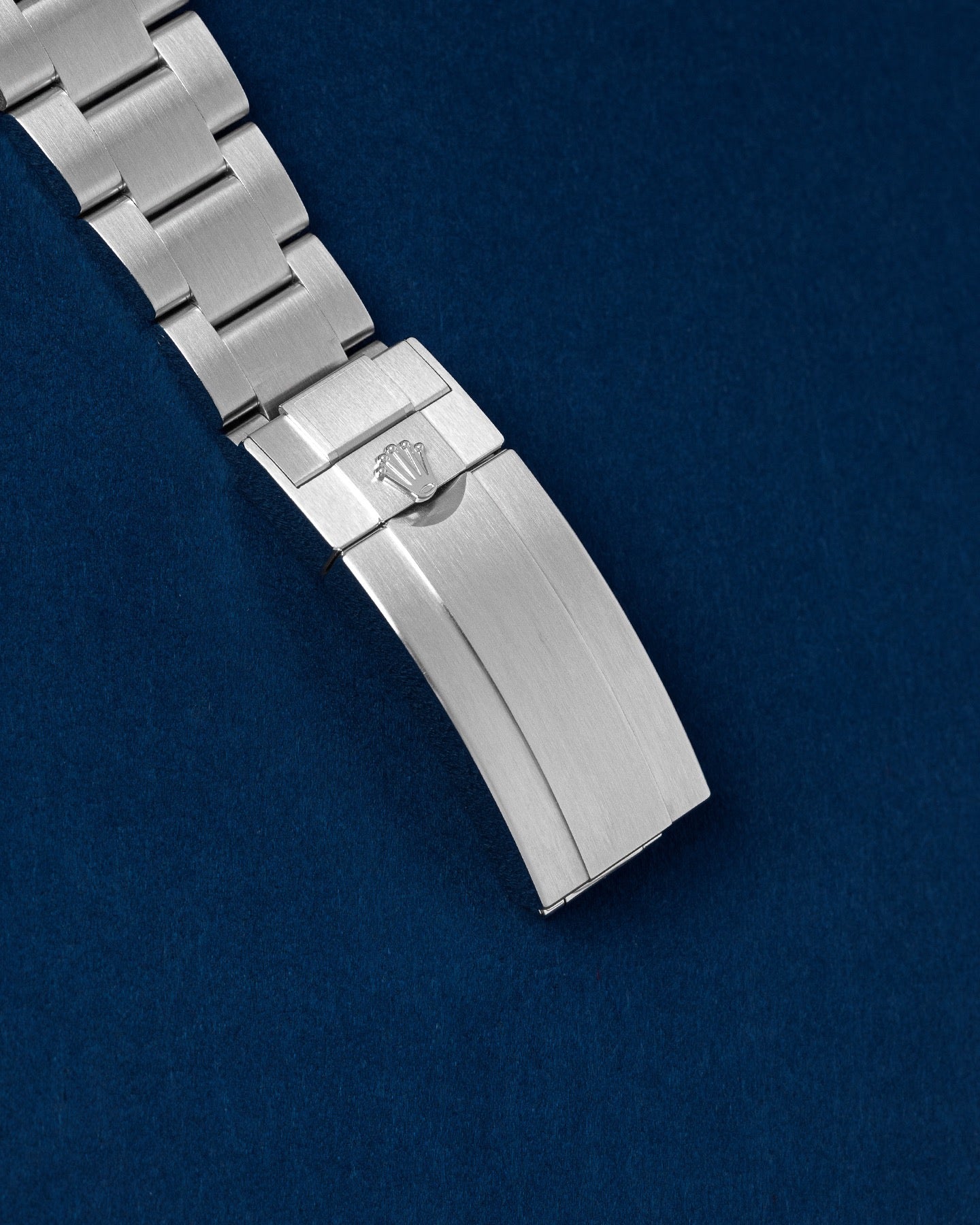 Rolex Submariner 124060 Thumbnail 3