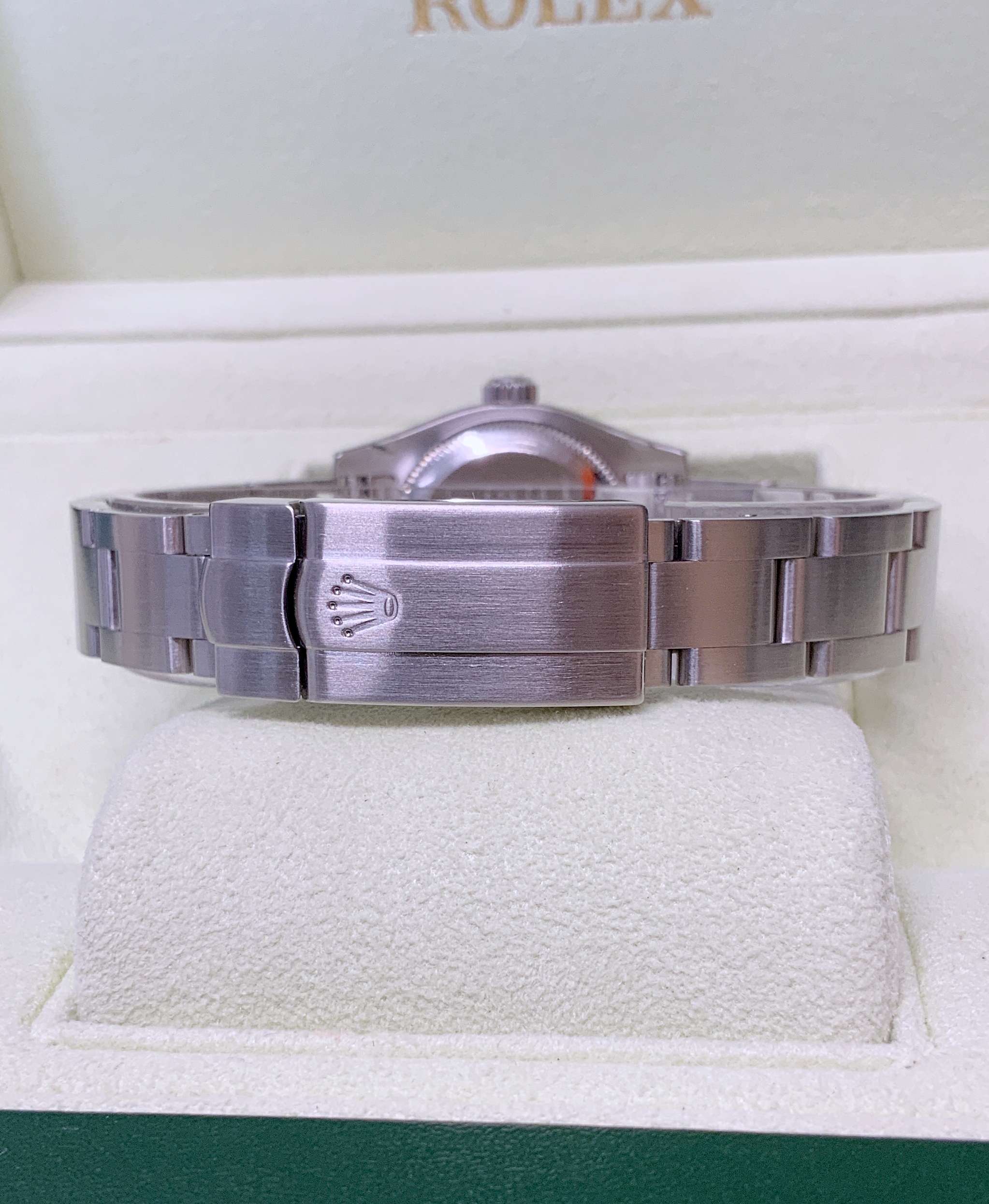 Rolex Lady Oyster Perpetual 176200 Thumbnail 3