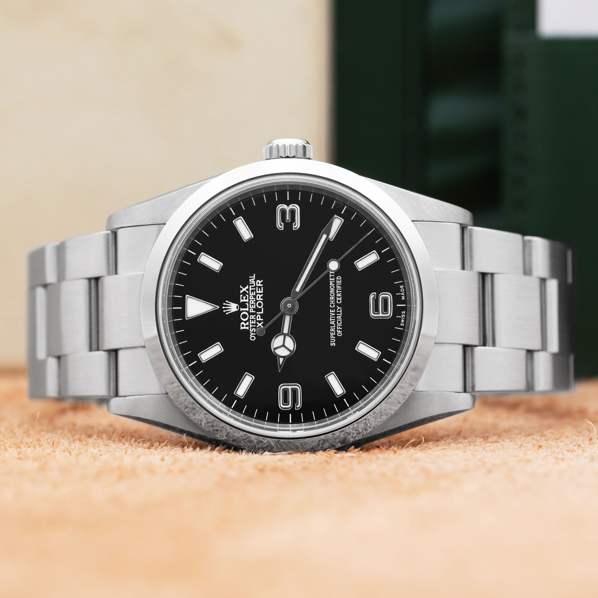 Rolex Explorer 114270 Thumbnail 2