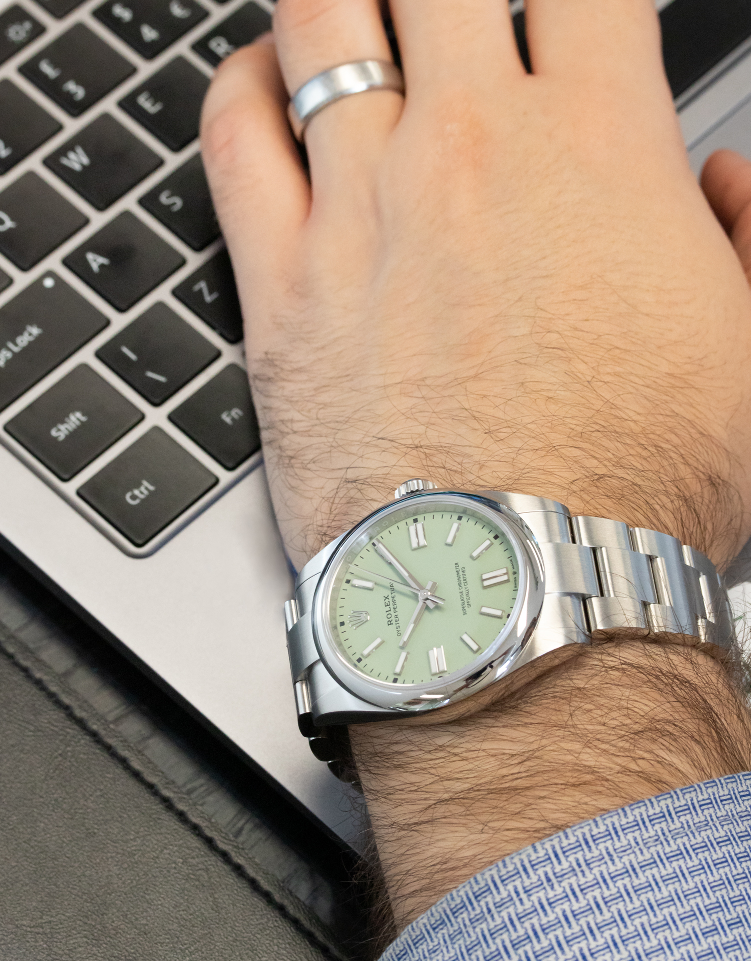 Rolex Oyster Perpetual 41 134300 Thumbnail 6