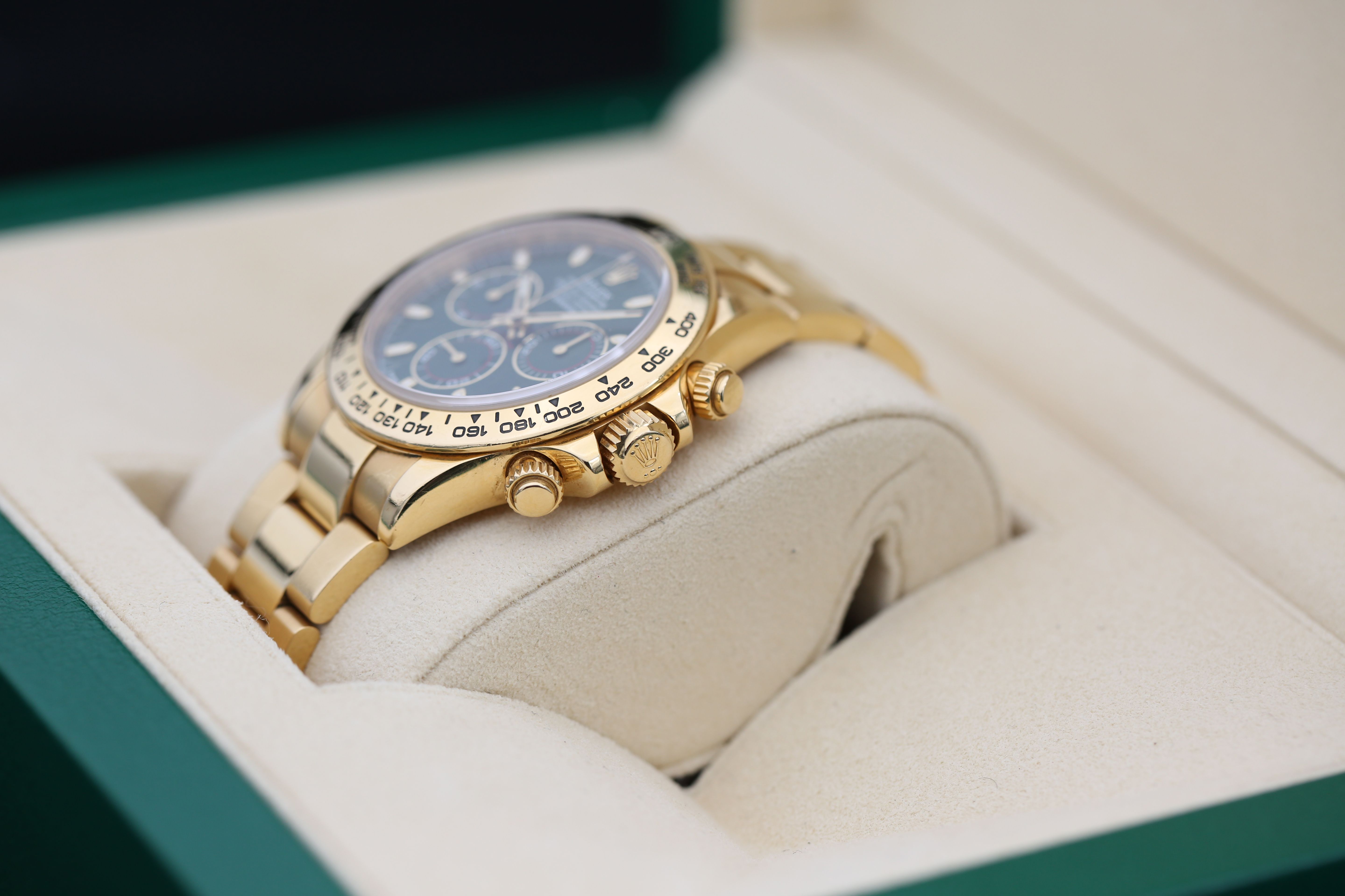 Rolex Daytona 116508 Thumbnail 6