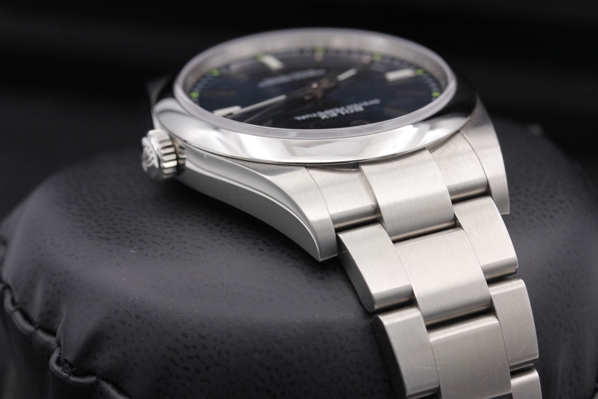 Rolex Oyster Perpetual 114300 Thumbnail 4