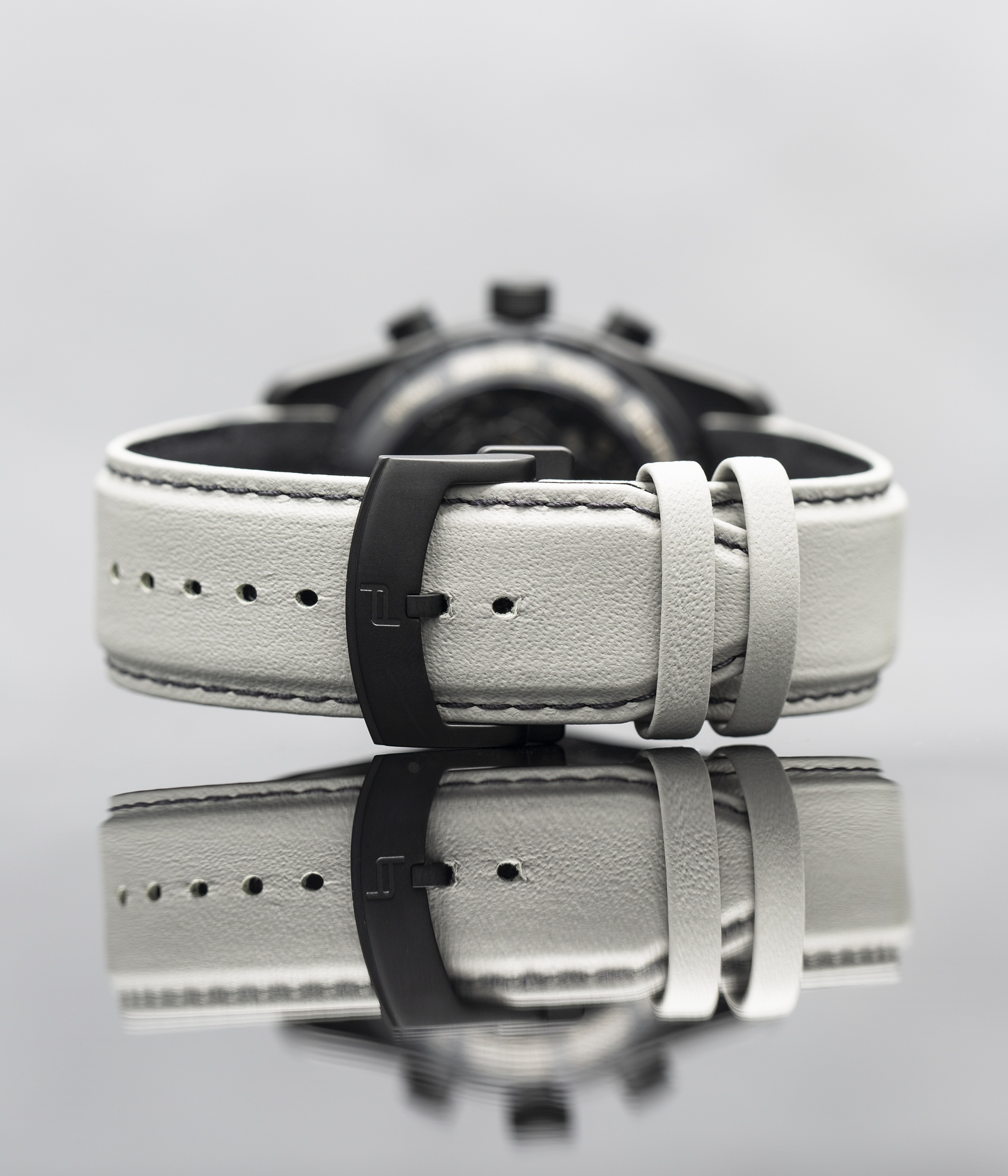 Porsche Design Chronograph 6004.0.00.059.00.0 Thumbnail 3