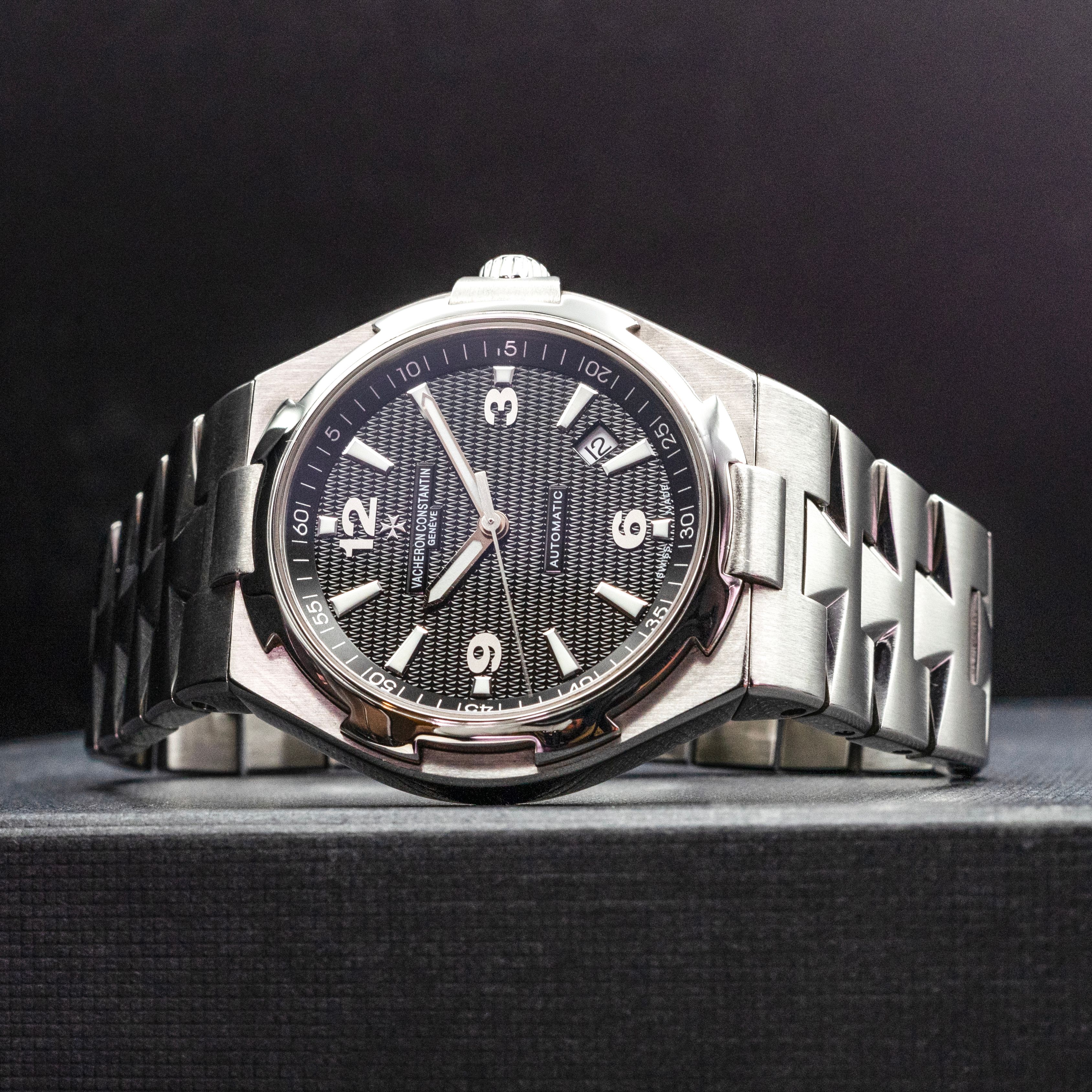 Vacheron Constantin Overseas 47040/B01A-9094 Thumbnail 2