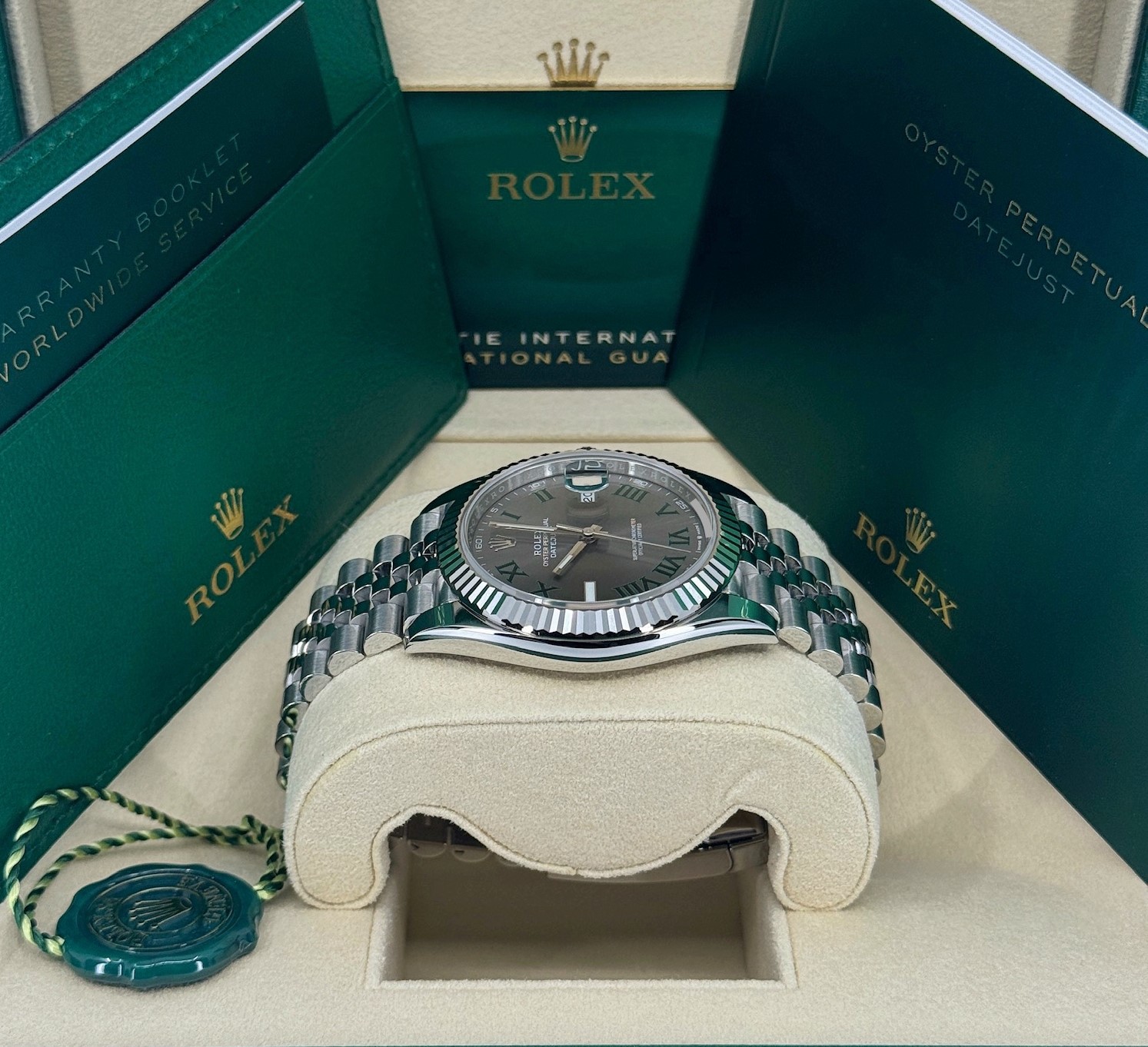 Rolex Datejust 41 126334 Thumbnail 2