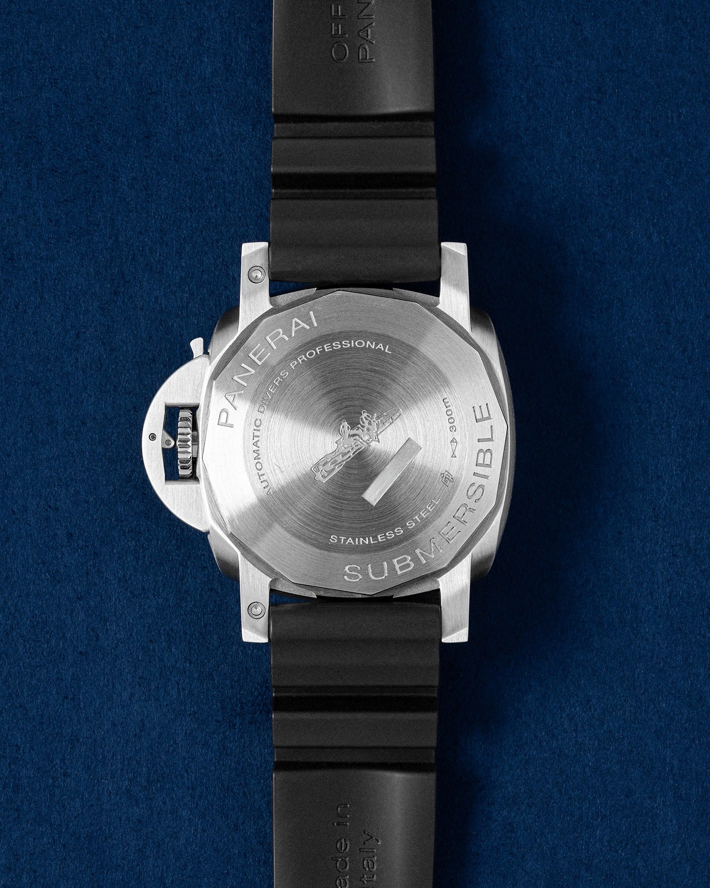 Panerai Submersible PAM01209 Thumbnail 2