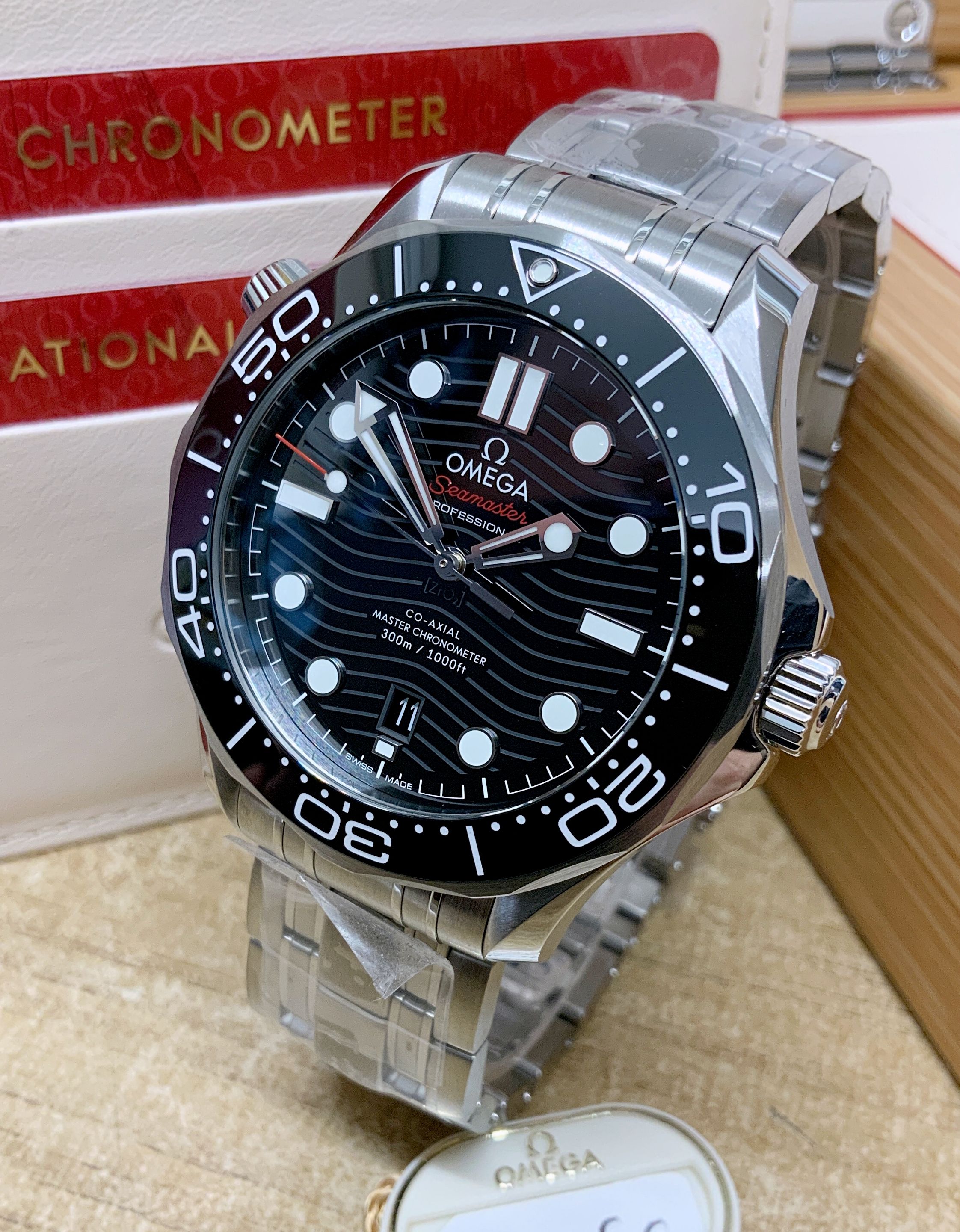 Omega Seamaster Diver 300m 210.30.42.20.01.001 Thumbnail 4