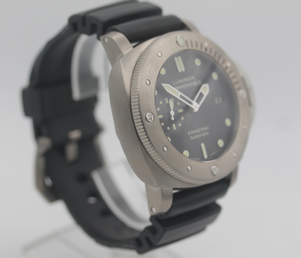 Panerai Luminor Submersible PAM00305 Thumbnail 2