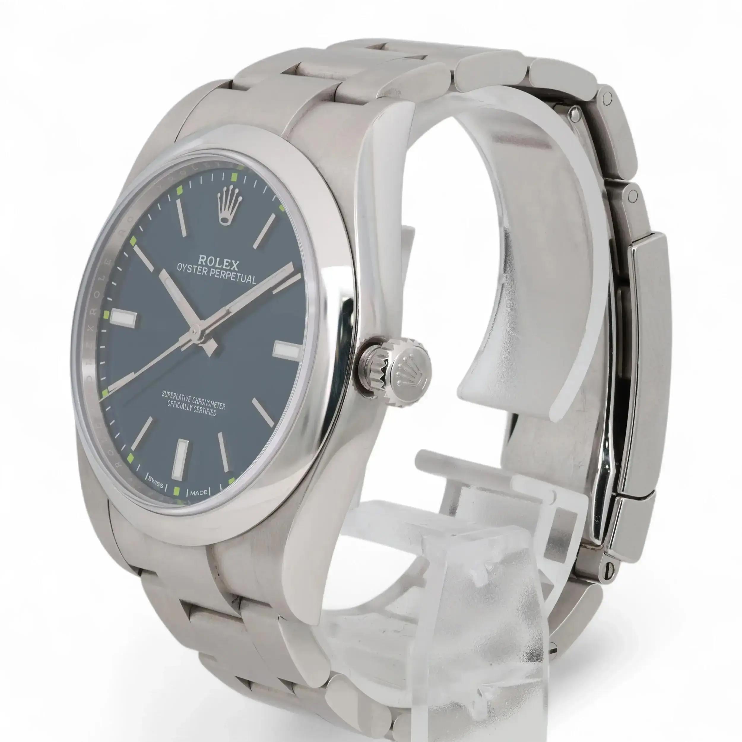 Rolex Oyster Perpetual 114300 Thumbnail 2