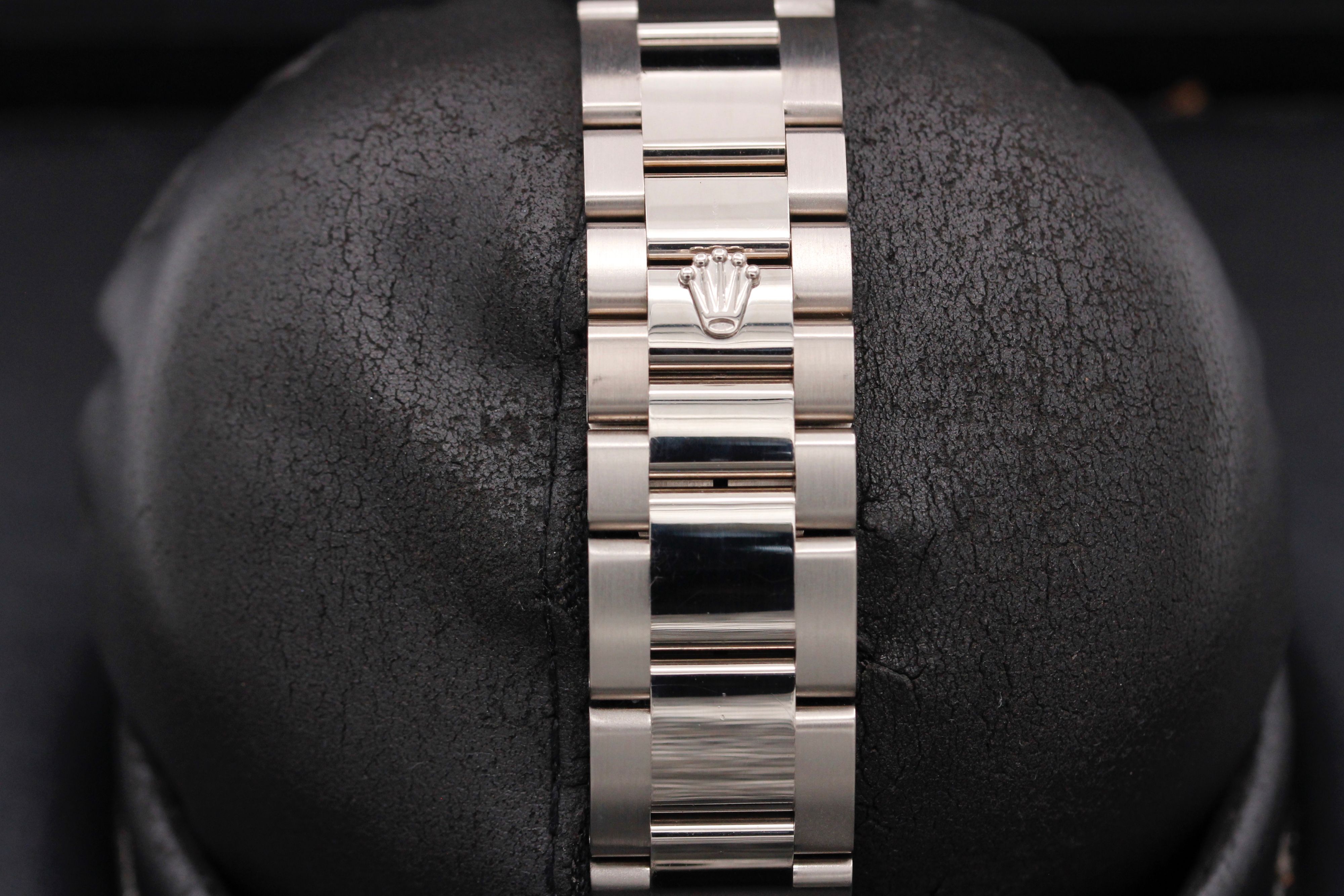 Rolex Day-Date 118209 Thumbnail 6