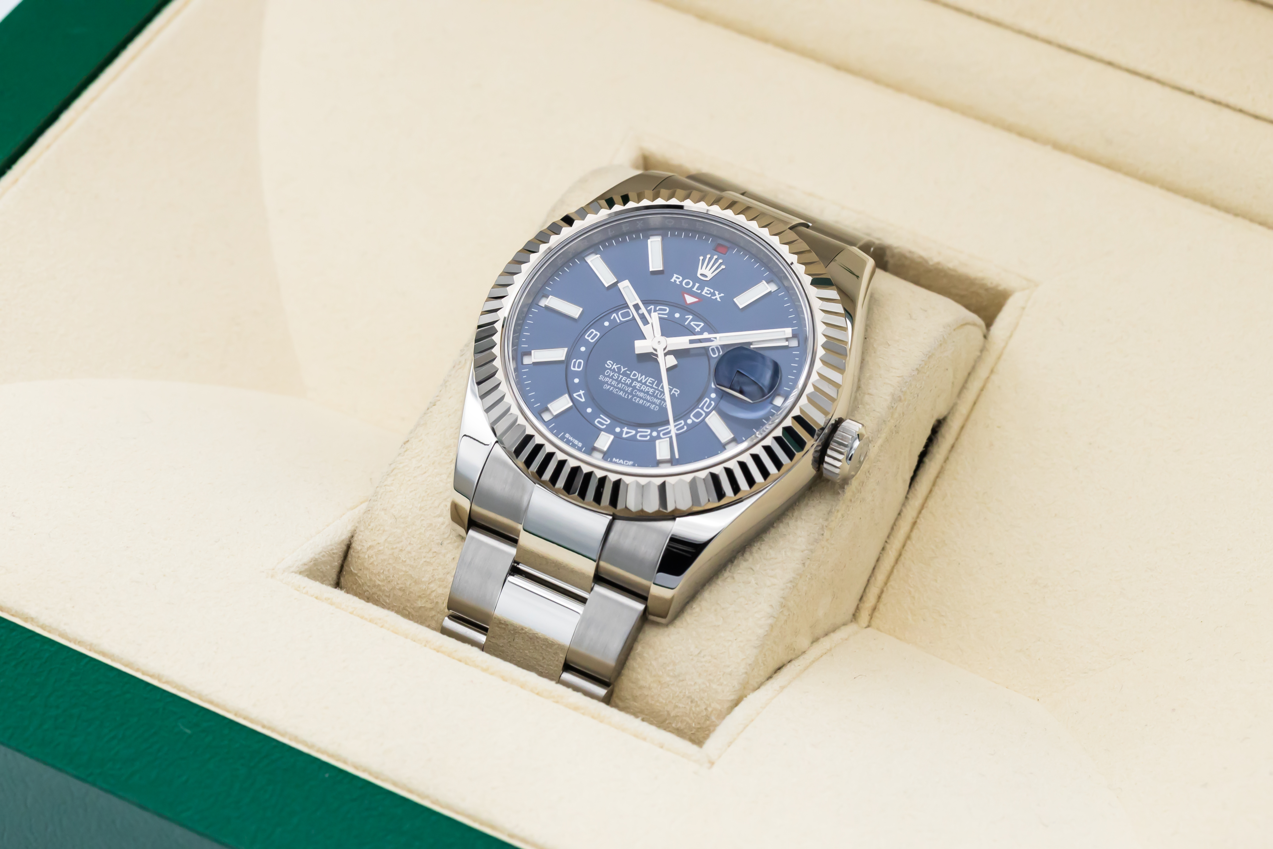 Rolex Sky-Dweller 326934 Thumbnail 5