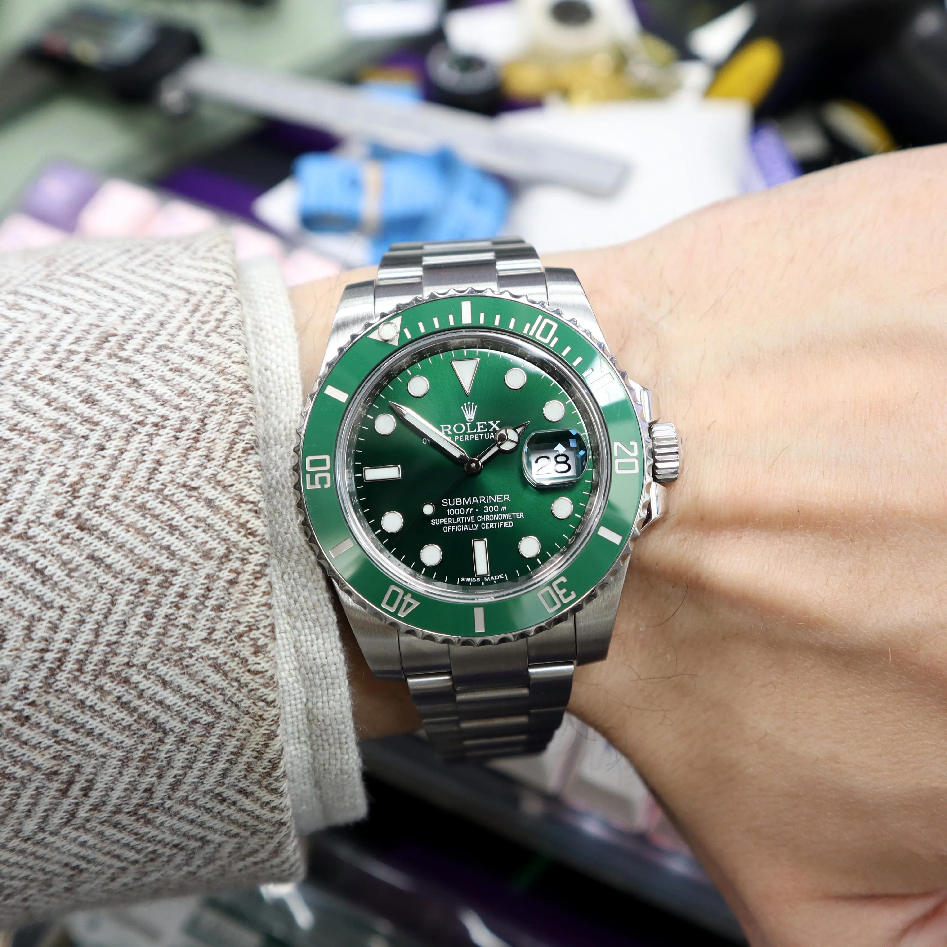 Rolex Submariner Hulk Thumbnail 5